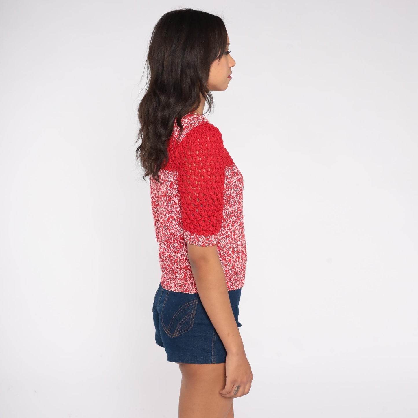 70s Red White Crochet Knit Sweater Short Sleeve Scalloped Trim Cropped Top Medium