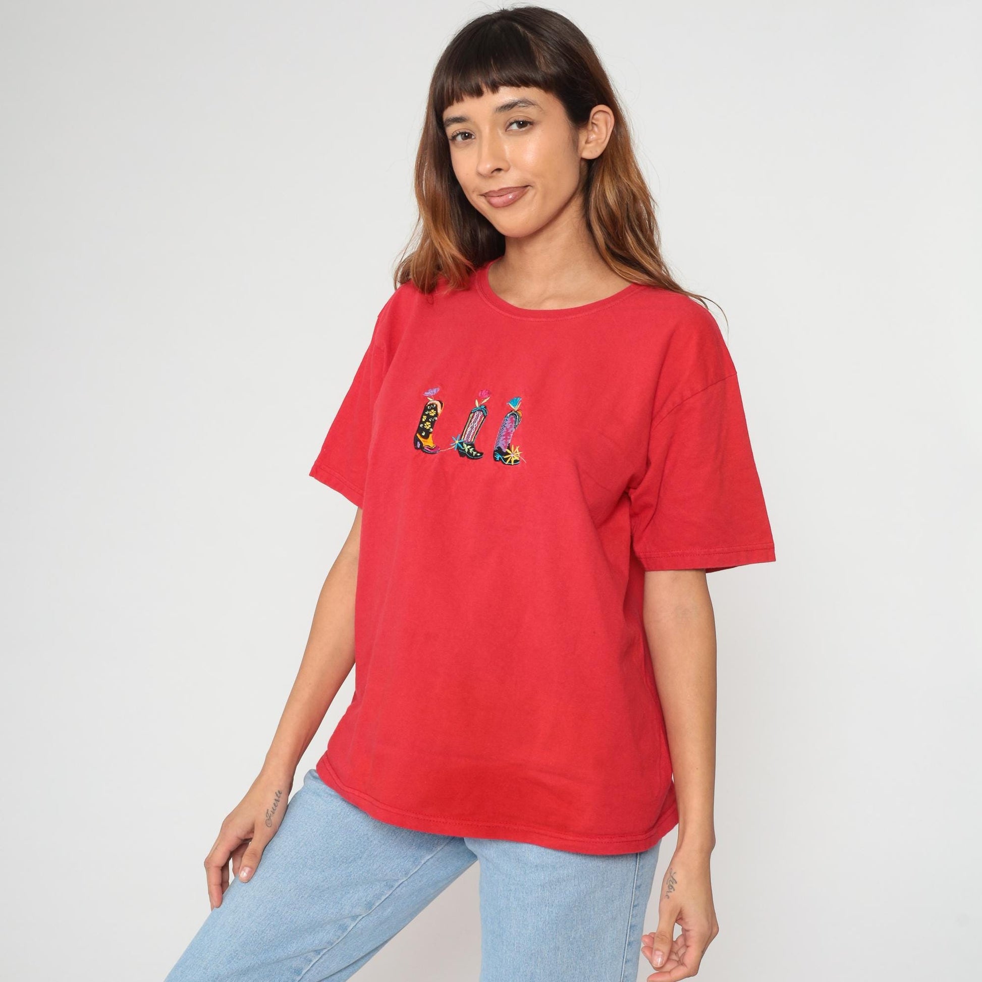 90s Cowboy Boot Embroidered Cotton T-Shirt Red Graphic Tee Medium M