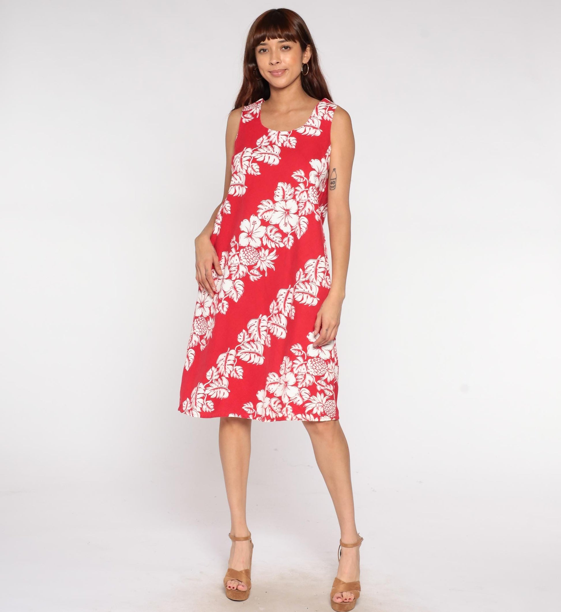 90s Hawaiian Dress Red Tropical Hibiscus Pineapple Print Sleeveless Knee-Length Medium M