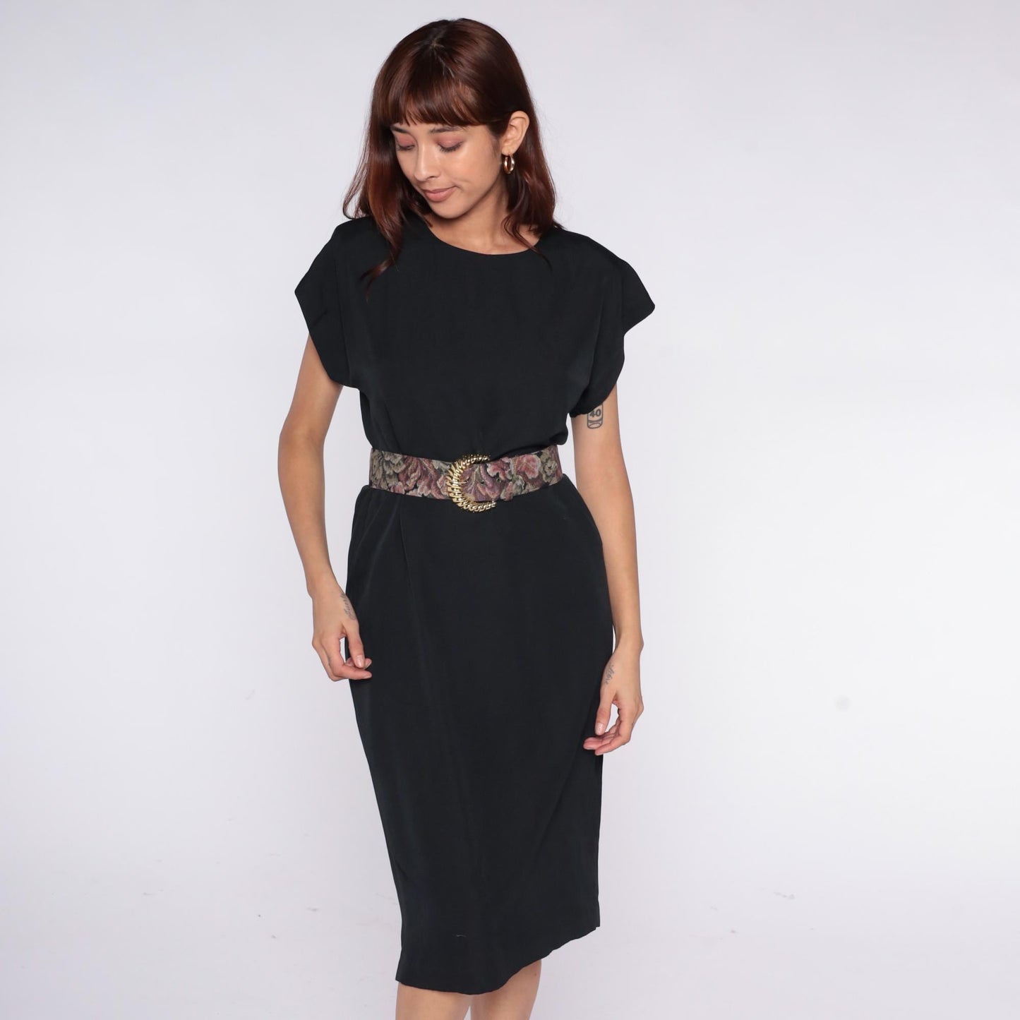 90s Black Midi Dress Crew Neck Cap Sleeve Shift Belted Medium