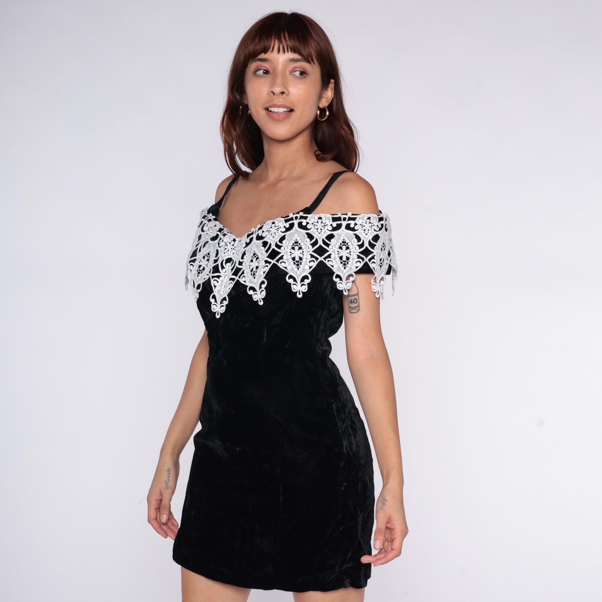 90s Black Velvet Mini Dress Off-Shoulder White Lace Trim Spaghetti Strap Medium M