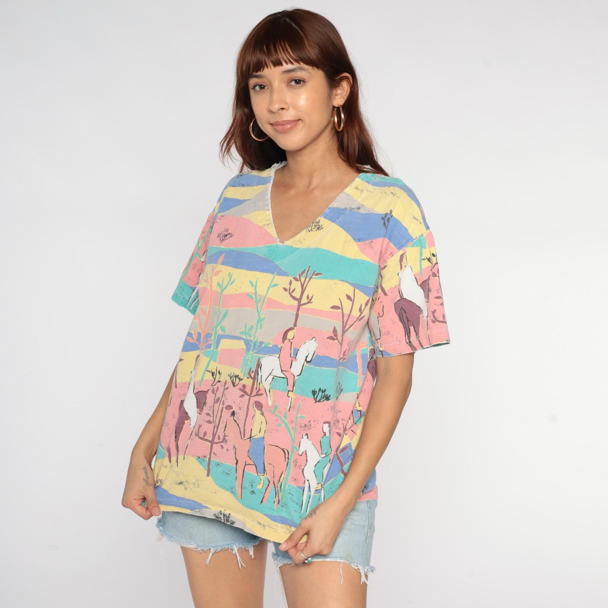 90s Pastel Horse Landscape Graphic V-Neck Tee Cotton Pink Blue Medium