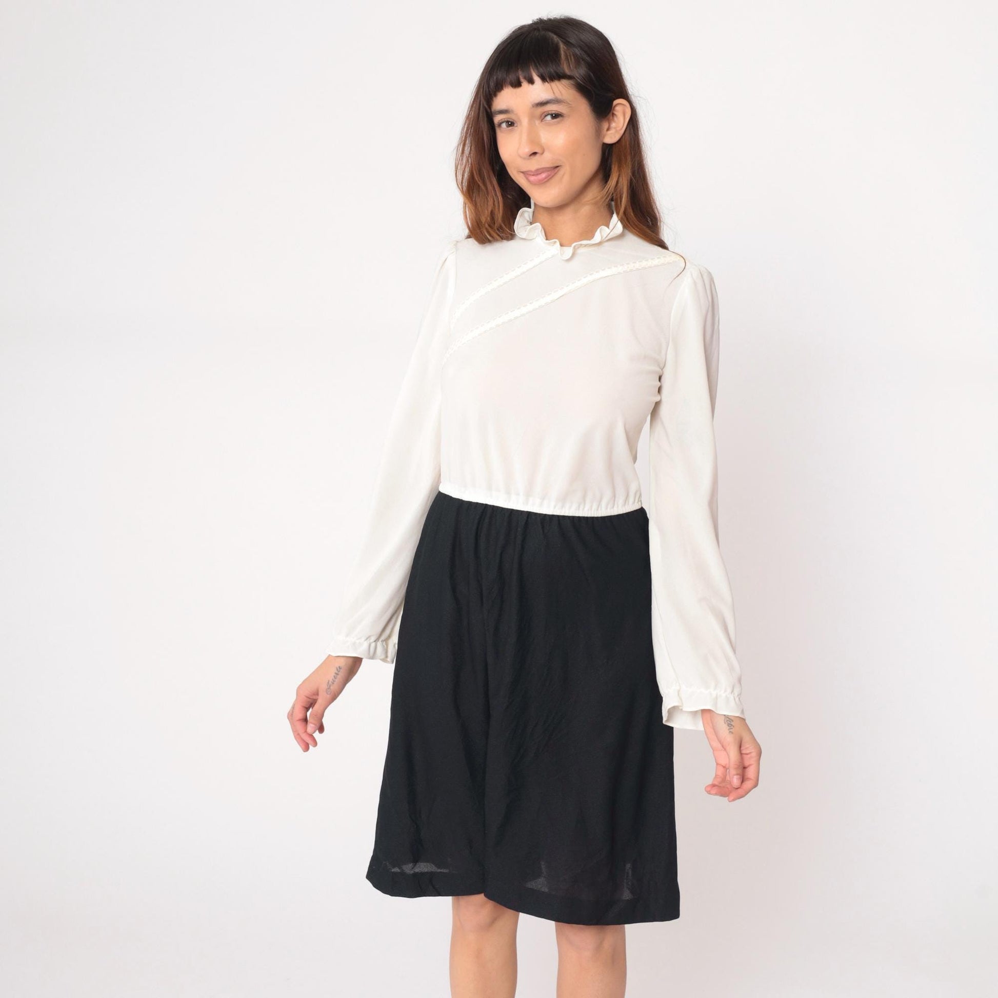 70s Jerell of Texas Black White Color-Block Dress Long Sleeve Ruffled Collar Large L