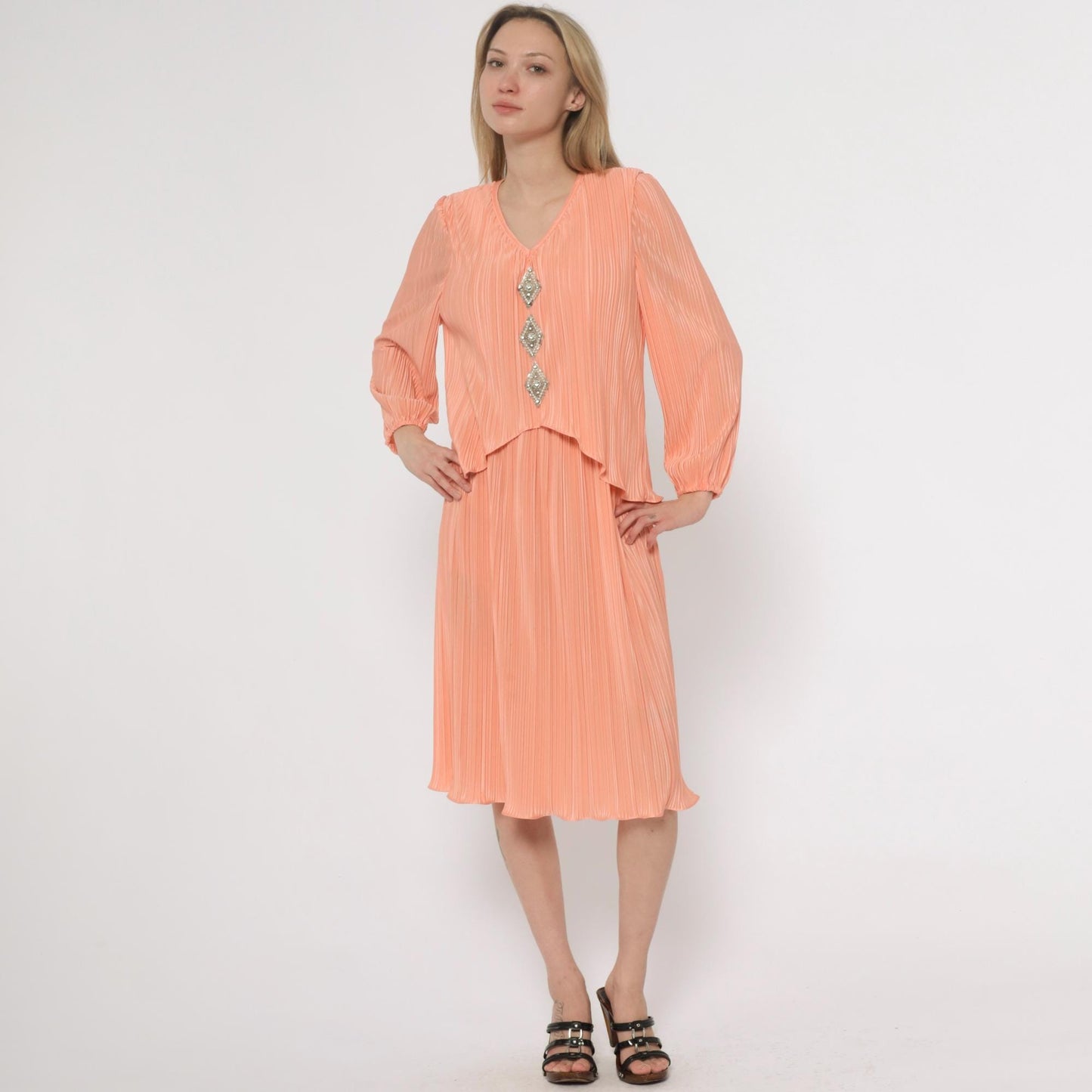 80s Carriage Court Peach Rhinestone Midi Dress Long Sleeve Pleated Large