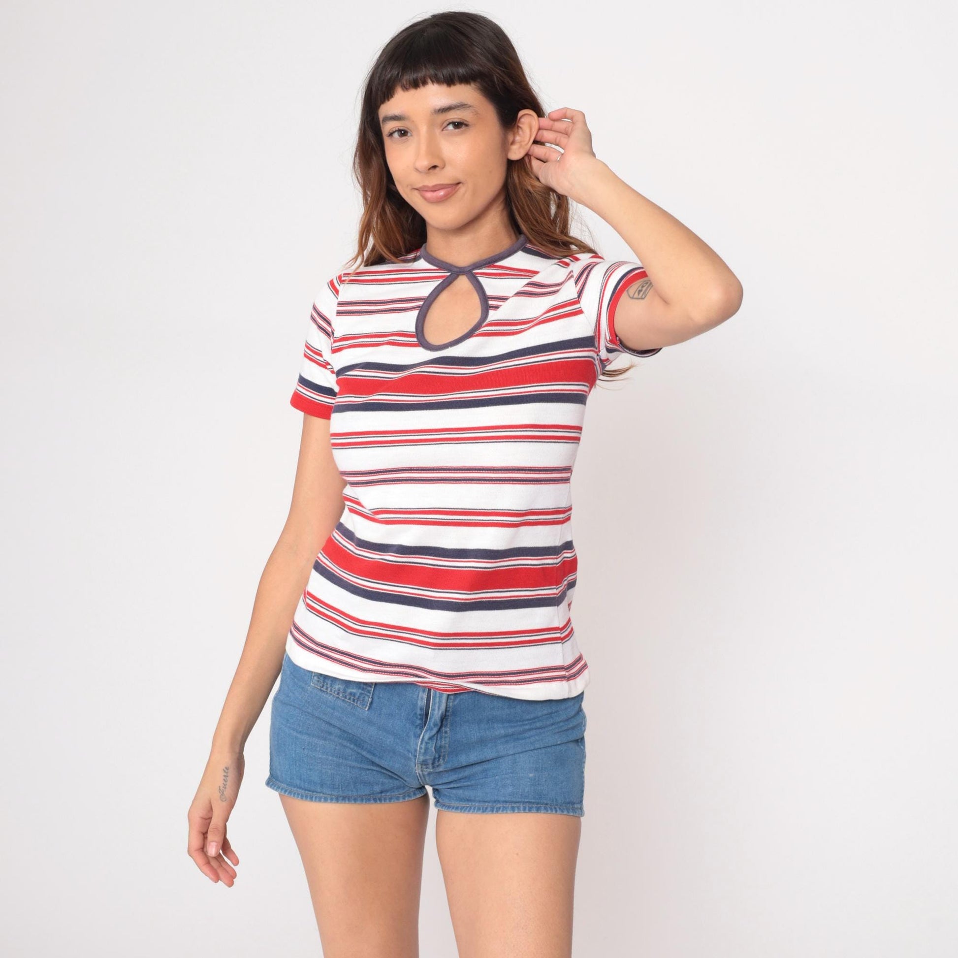 60s Carol Brent Striped Knit Top Red White Navy Keyhole Cutout Small