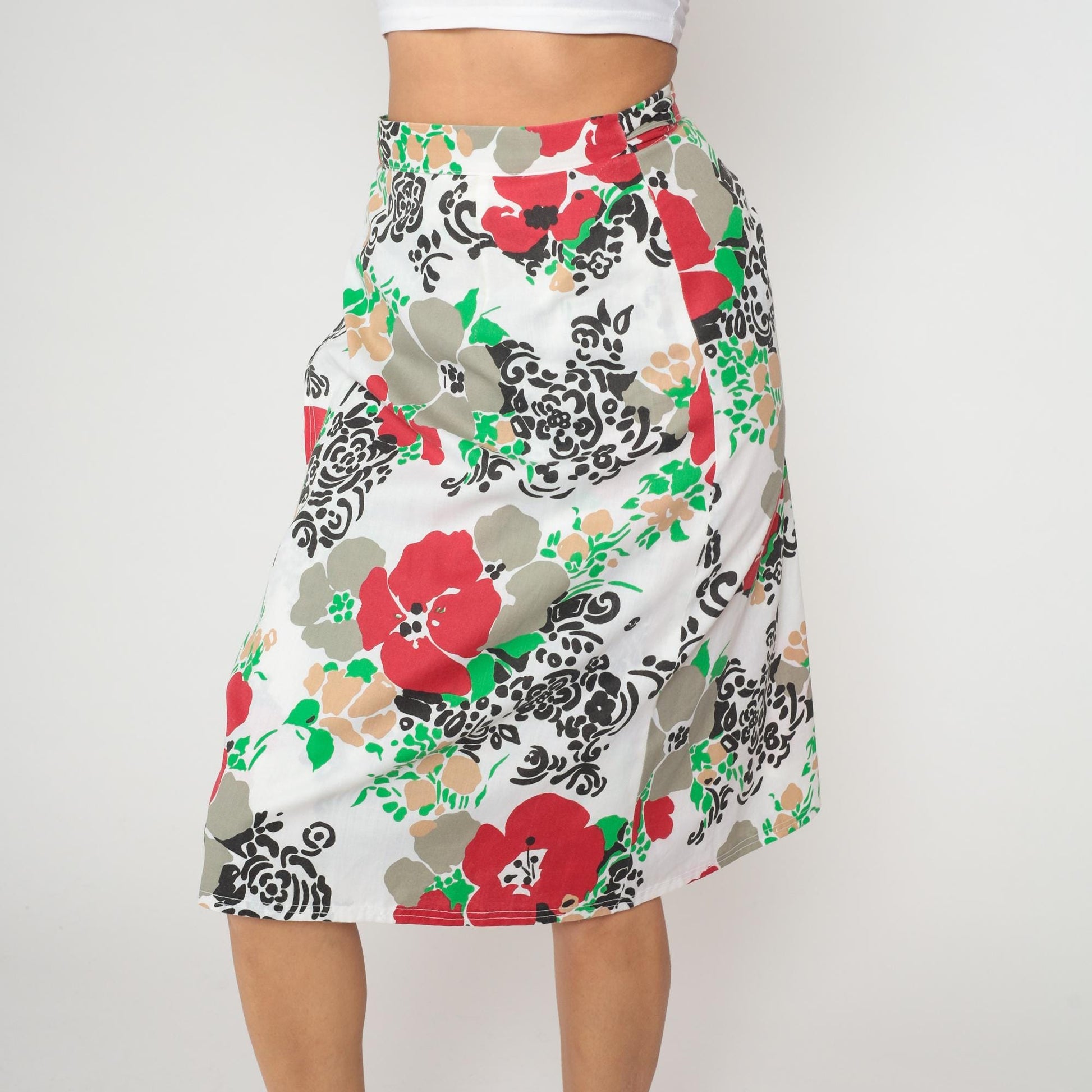 80s Floral Wrap Skirt Red White Black Green Knee-Length Tie Waist Medium