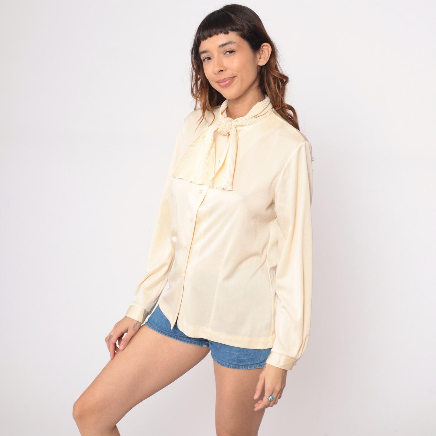 80s Perception Cream Pussy Bow Blouse Long Sleeve Button-Up Medium M