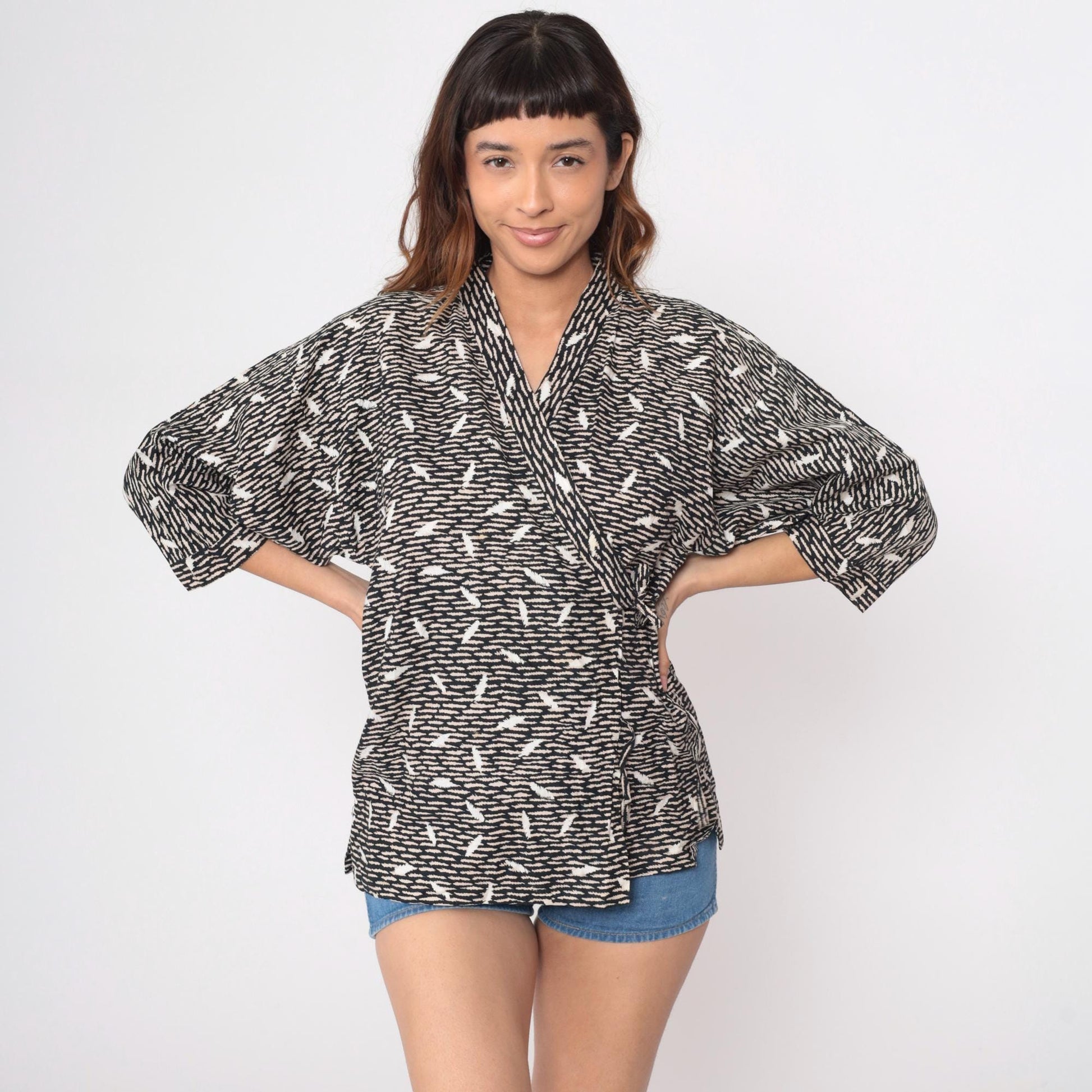 80s Black Cream Abstract Wrap Kimono Blouse Cotton Tie Waist Medium