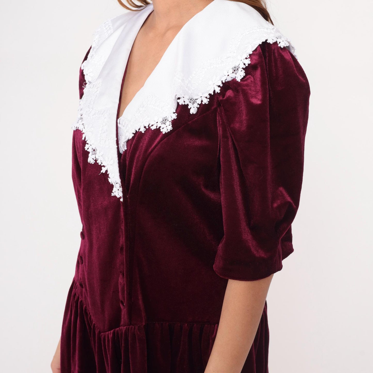 90s Burgundy Velvet Midi Dress White Lace Collar Drop Waist Puff Sleeves Large