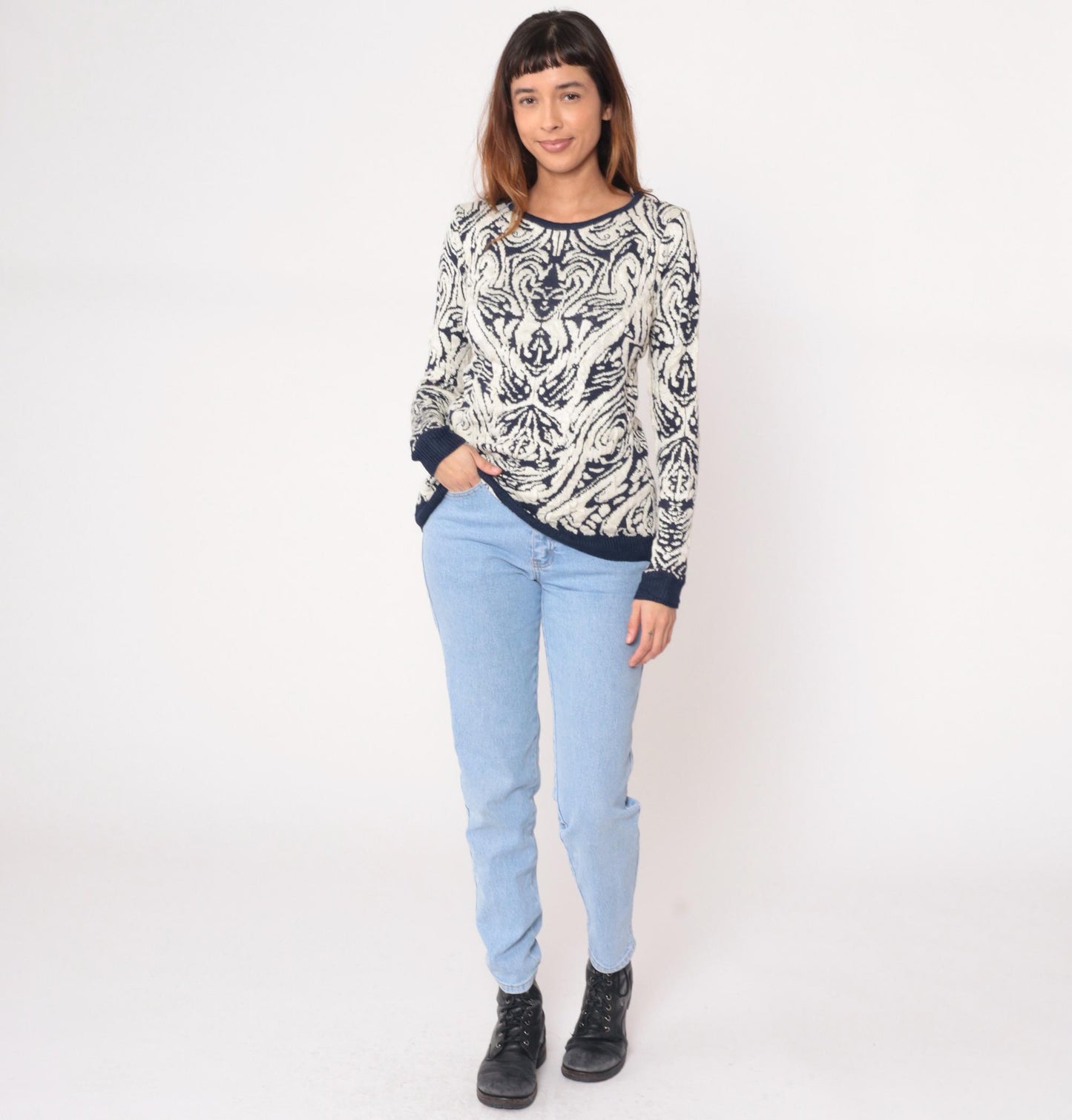 90s Navy Cream Damask Knit Sweater Crew Neck Pullover Medium