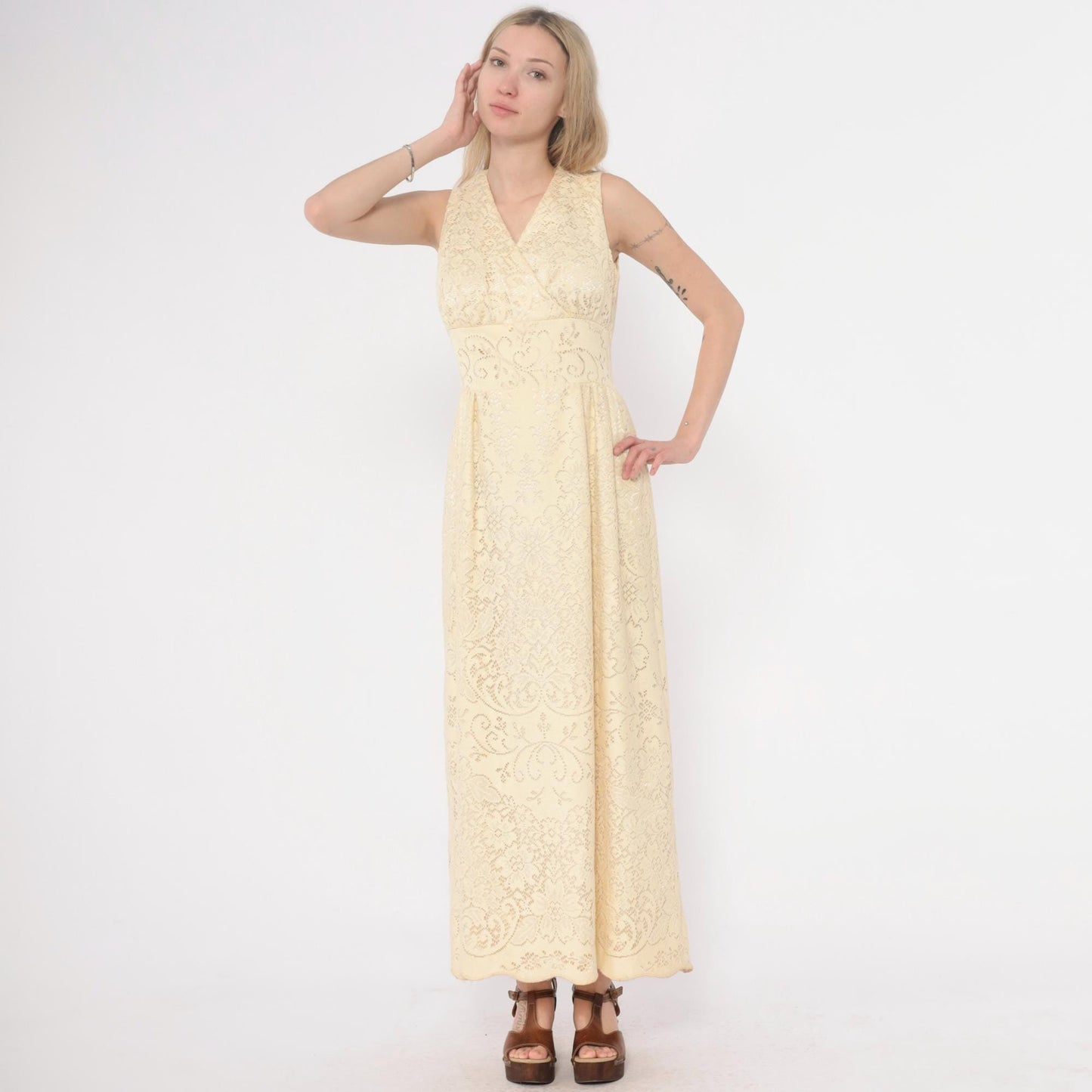 70s Ivory Lace Maxi Dress V-Neck Empire Waist Sleeveless Small S