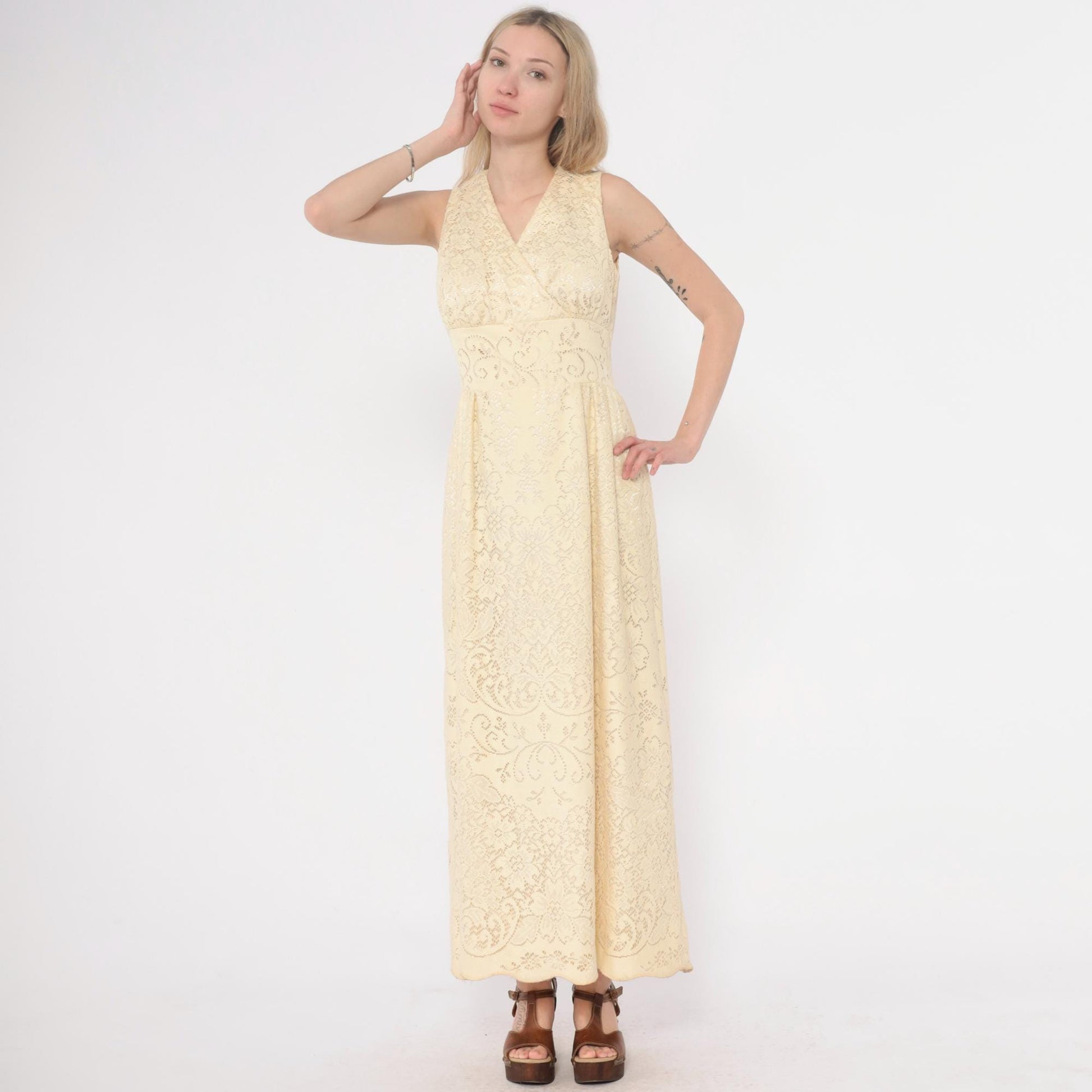 70s Ivory Lace Maxi Dress V-Neck Empire Waist Sleeveless Small S