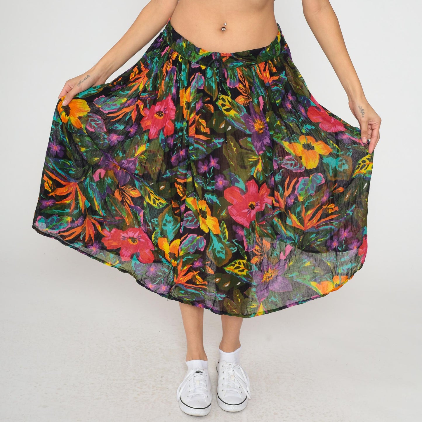 90s Tropical Floral Midi Skirt Black Pink Purple Orange Rayon Gathered Waist Medium