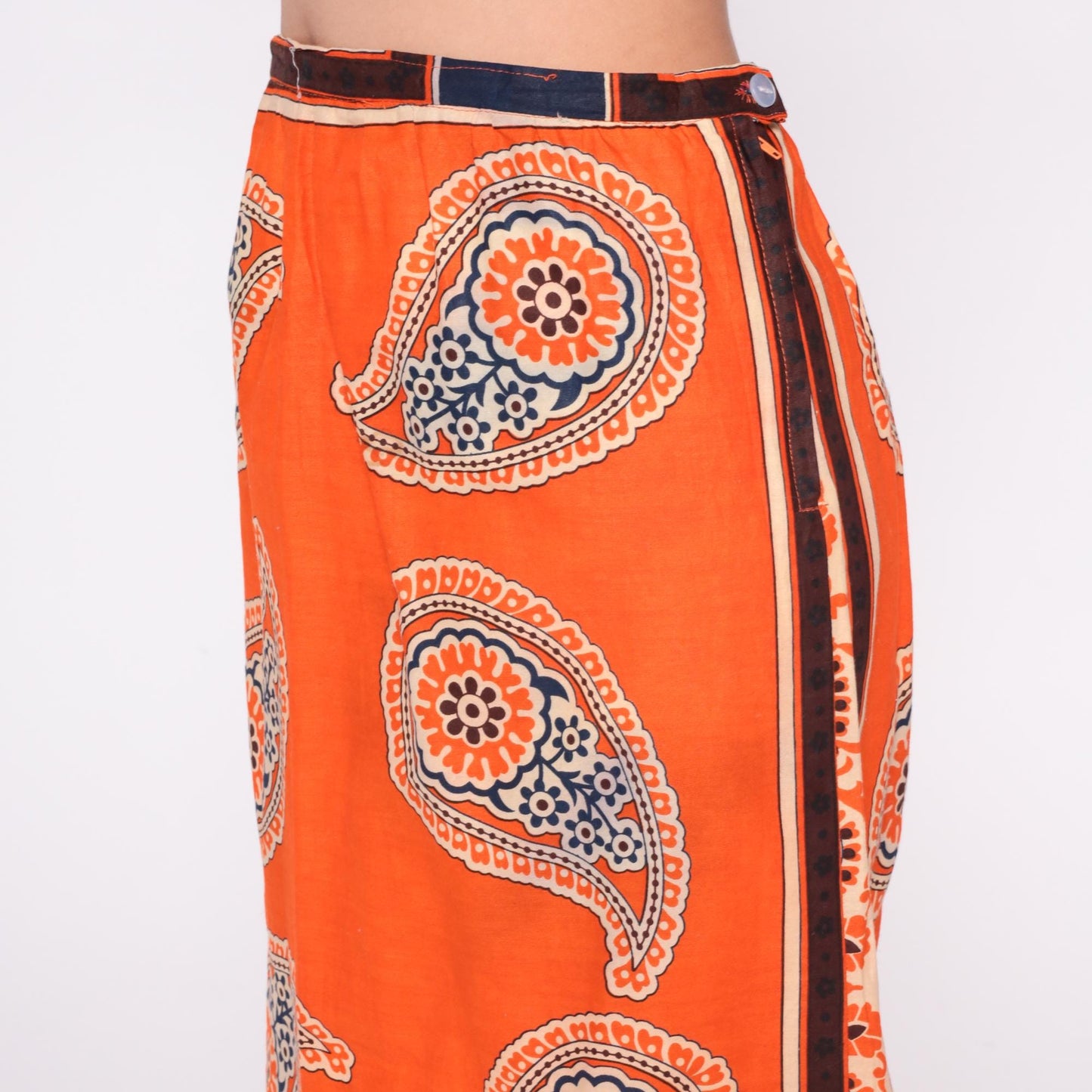 70s Orange Paisley Wrap Skirt Cream Border Print Tie Waist Large