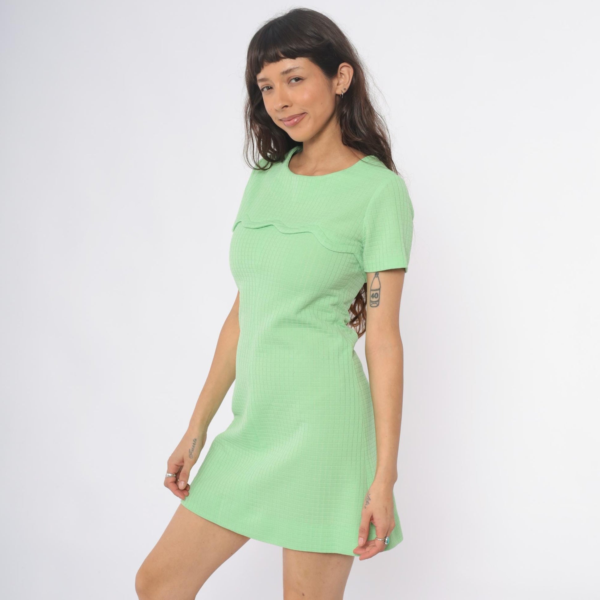 60s Mint Green Mini Shift Dress Scallop Trim Grid Texture Short Sleeve Extra Small XS