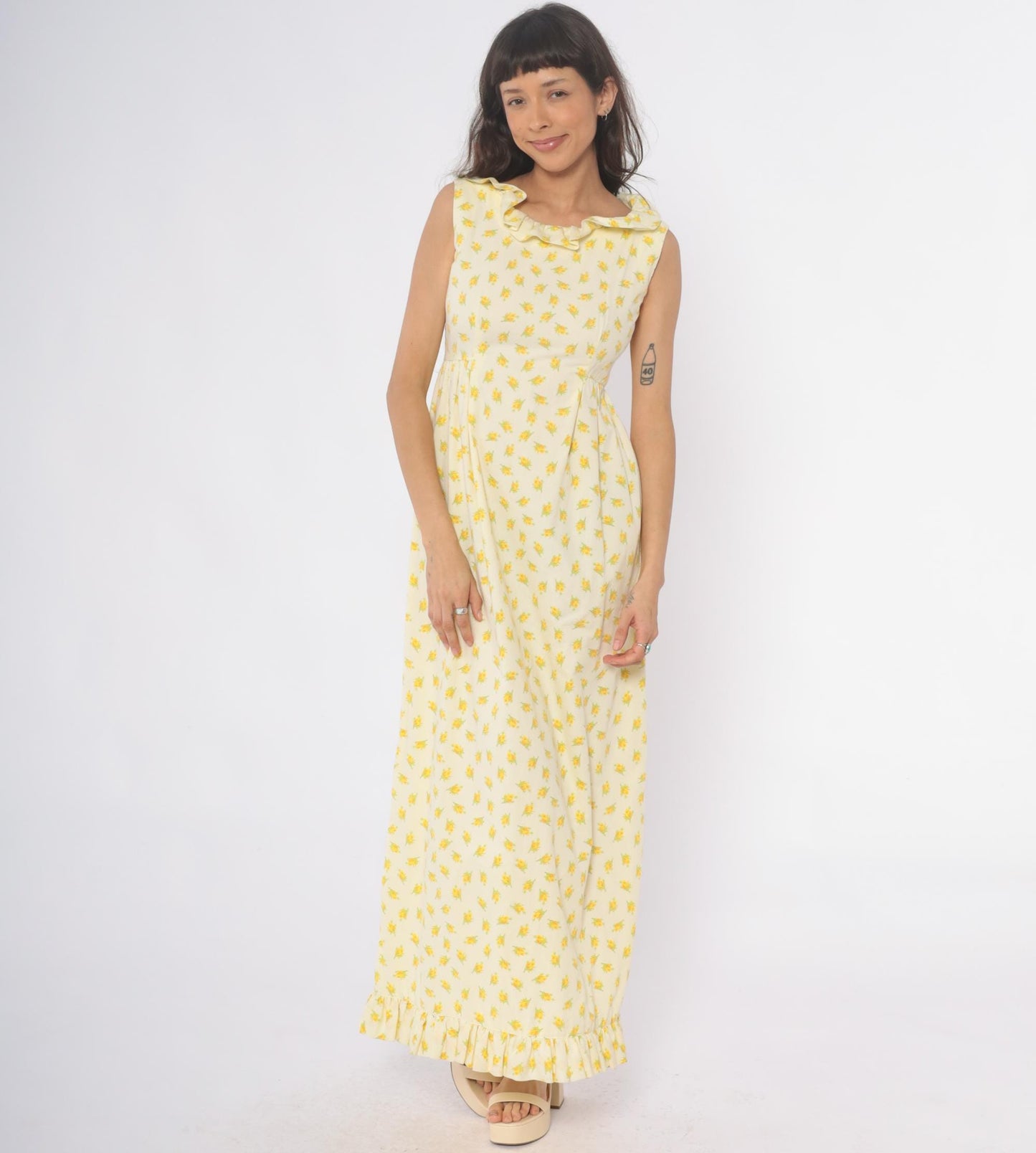 70s Yellow Floral Maxi Dress Sleeveless Ruffle Collar Empire Waist Small