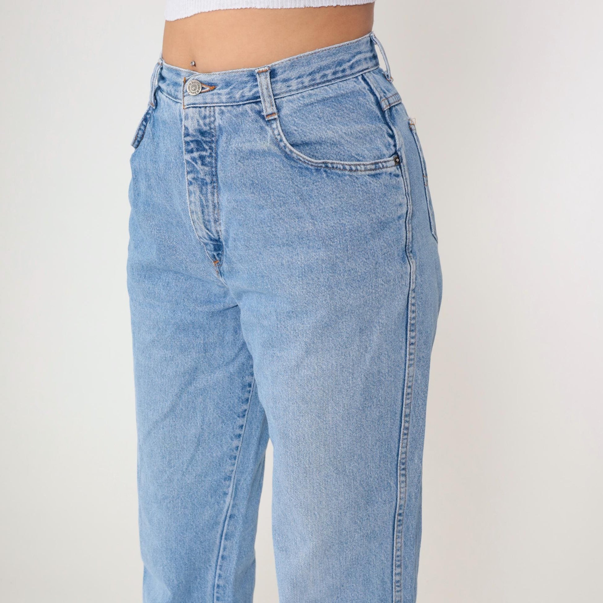90s Bonjour High Waisted Mom Jeans Light Wash Tapered Denim Medium
