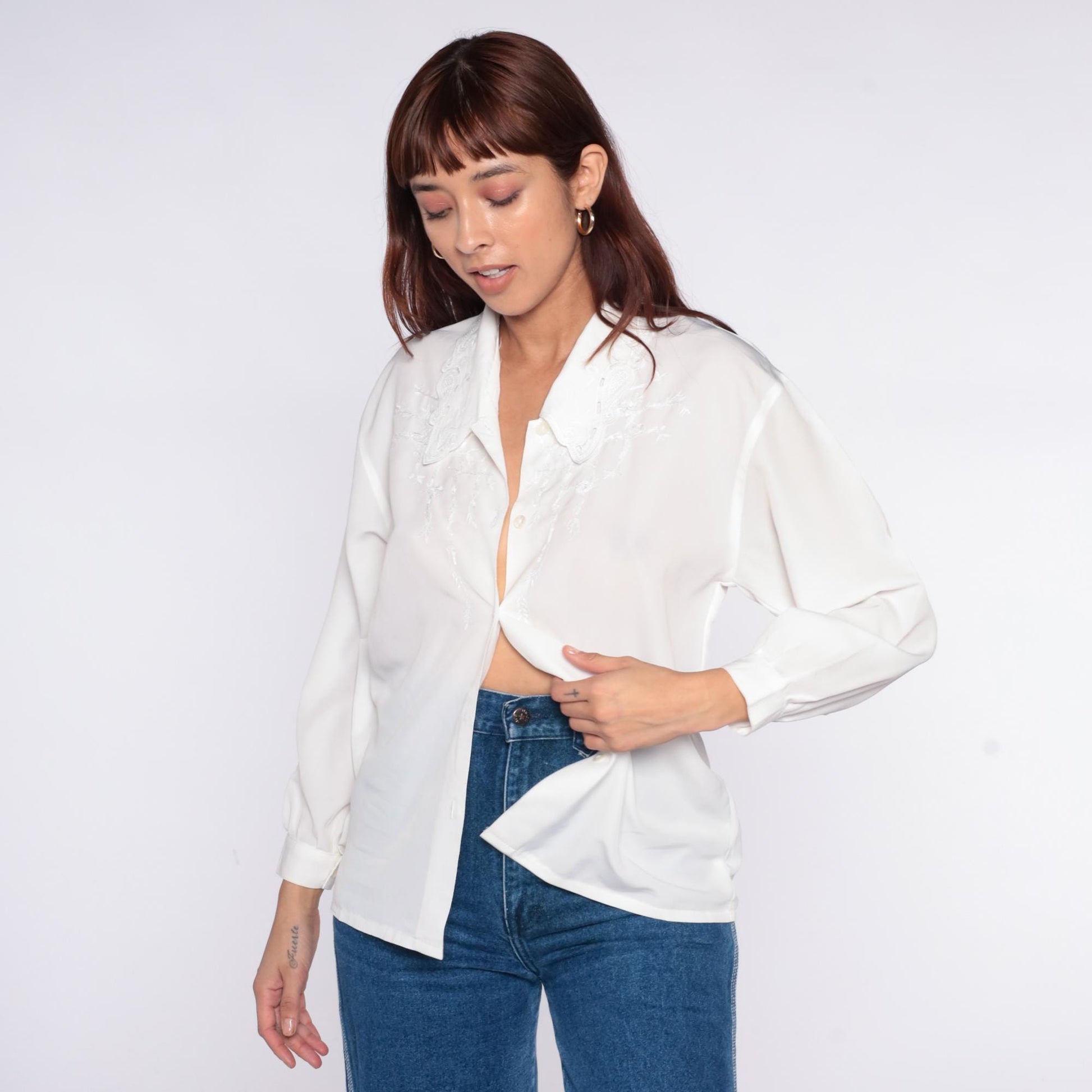 90s Embroidered Collar Blouse White Button Front Long Sleeve Medium