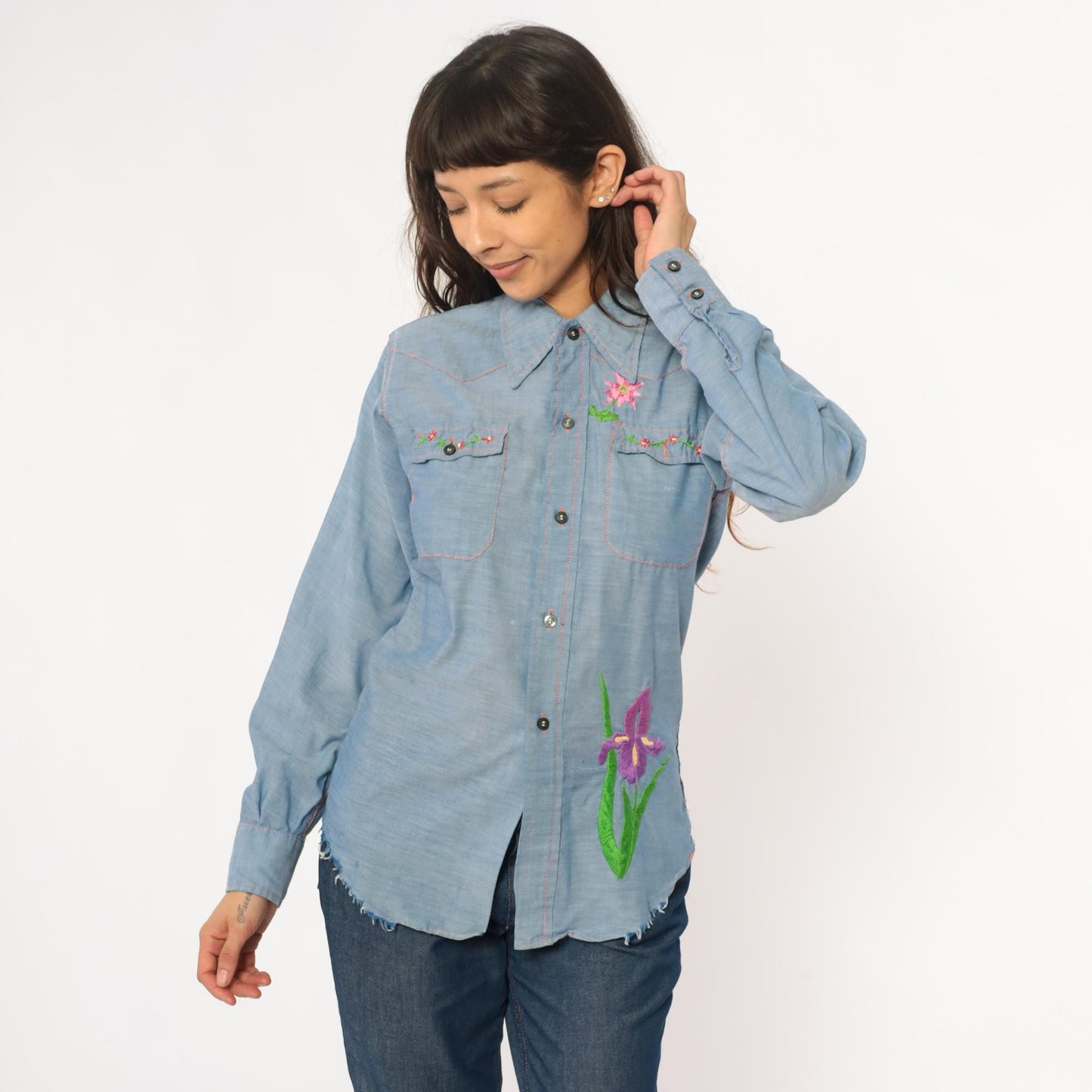70s Chambray Western Shirt Floral Embroidered Iris Purple Pink Blue Medium