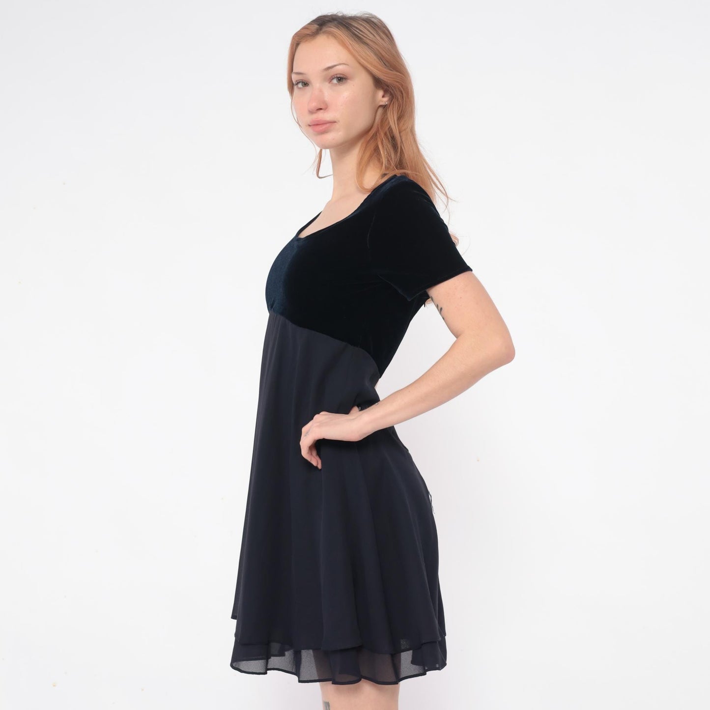 90s Dark Blue Velvet Mini Dress Empire Waist Short Sleeve Medium M