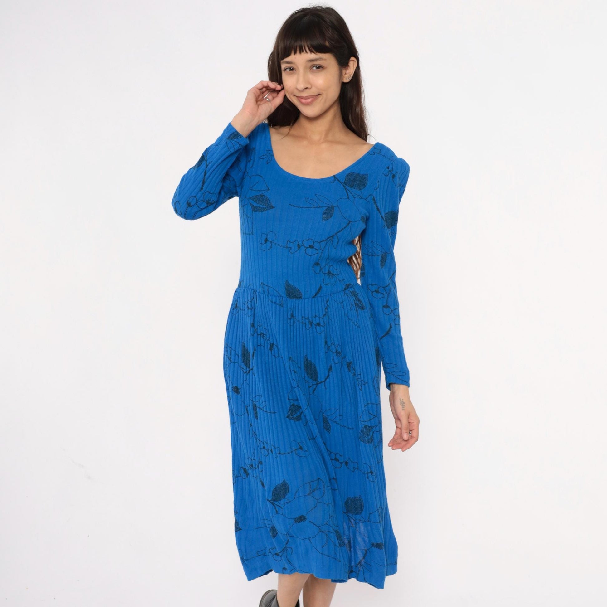 80s Blue Floral Midi Dress Gathered Shoulder Scoop Neckline Small