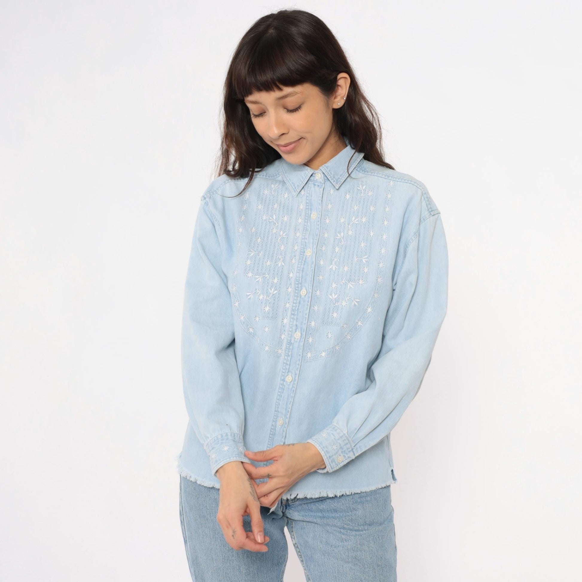 90s LL Bean Chambray Shirt Floral Embroidered Light Blue Cotton Small