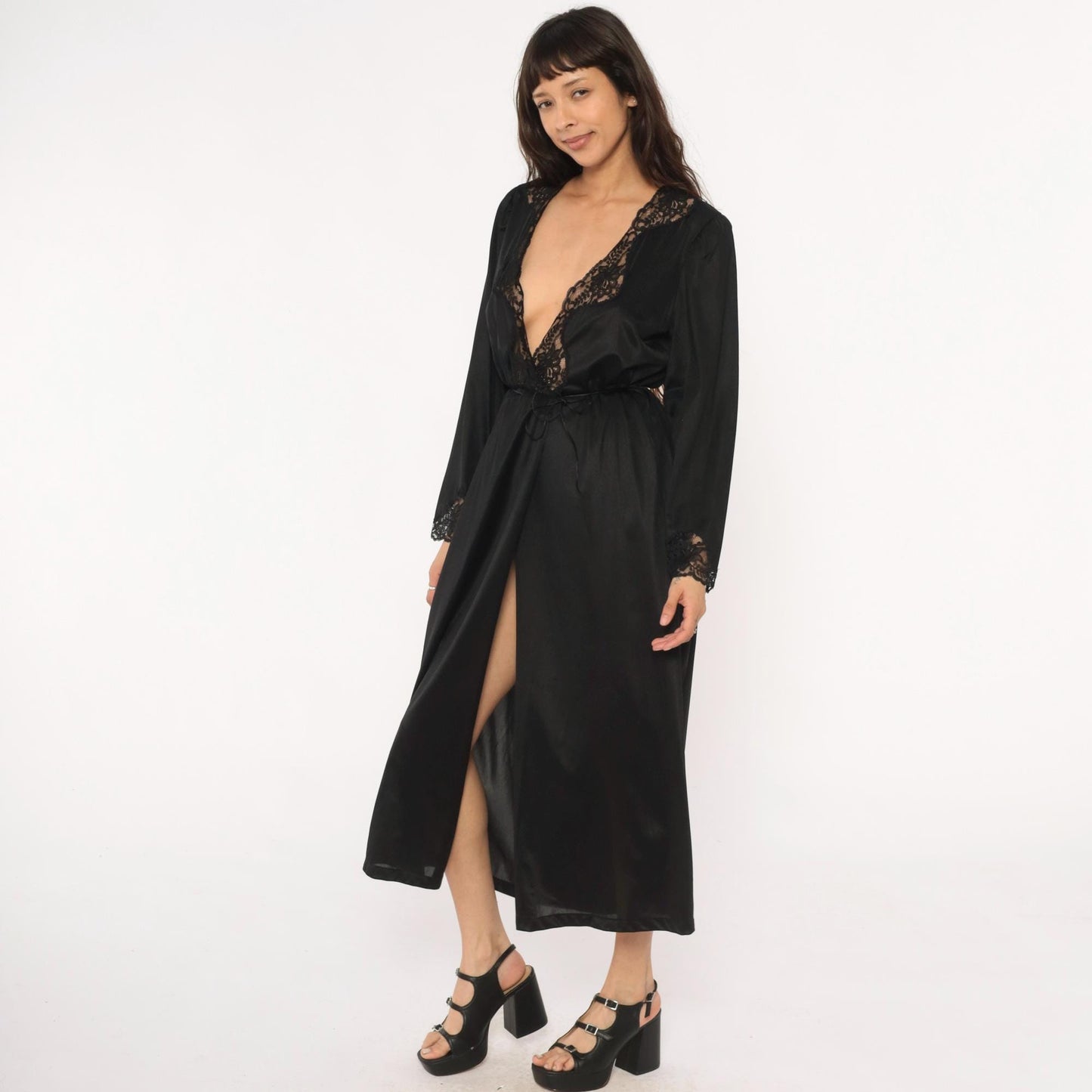 90s Cinema Etiole Black Lace Maxi Robe Long Sleeve Tie Waist Medium