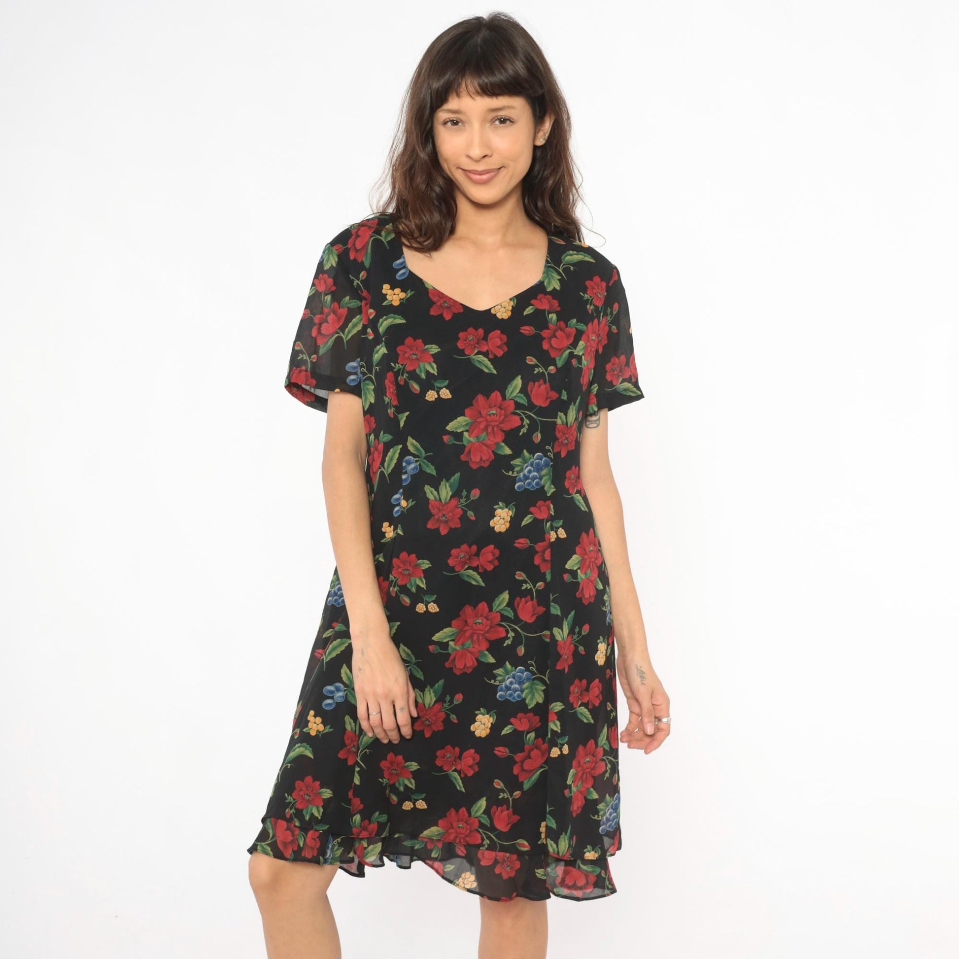 90s Olivia Rose Floral Knee-Length Dress Black Red Grape Print Medium M