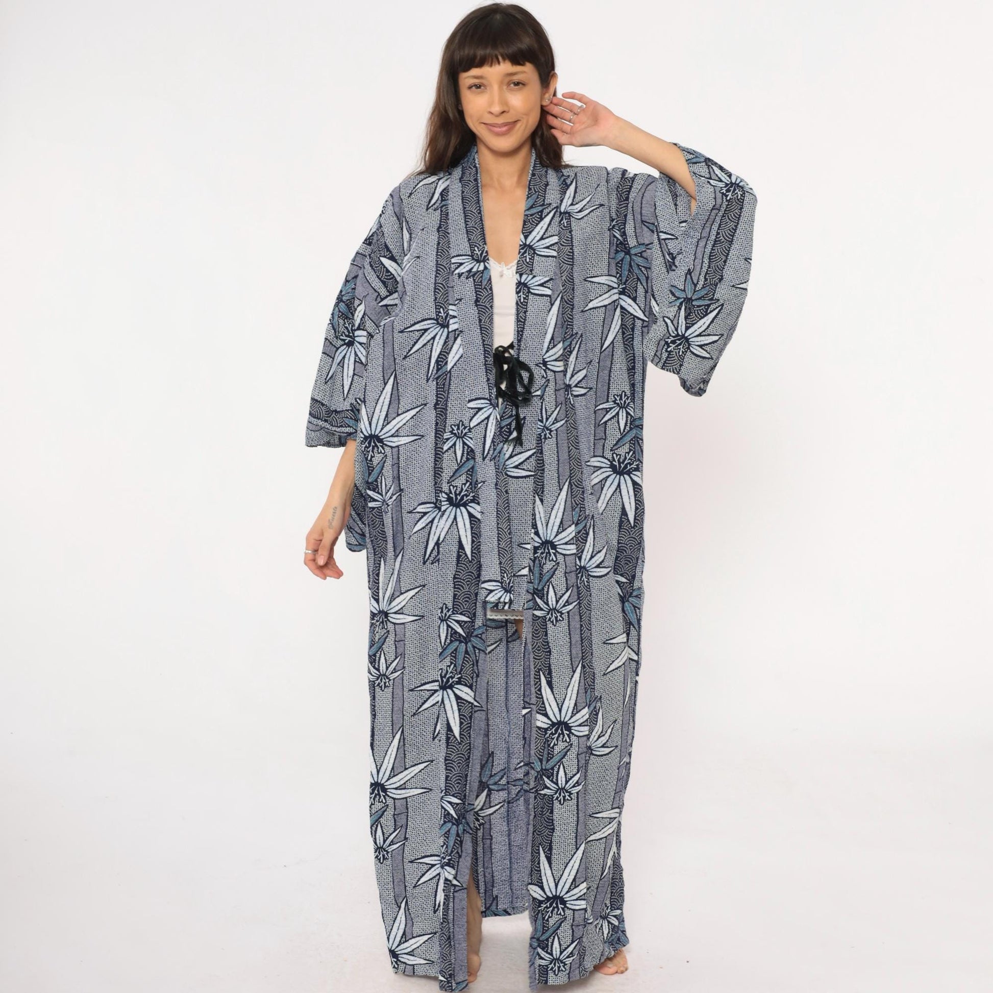80s Blue White Botanical Kimono Robe Maxi Floral Leaf Print Medium