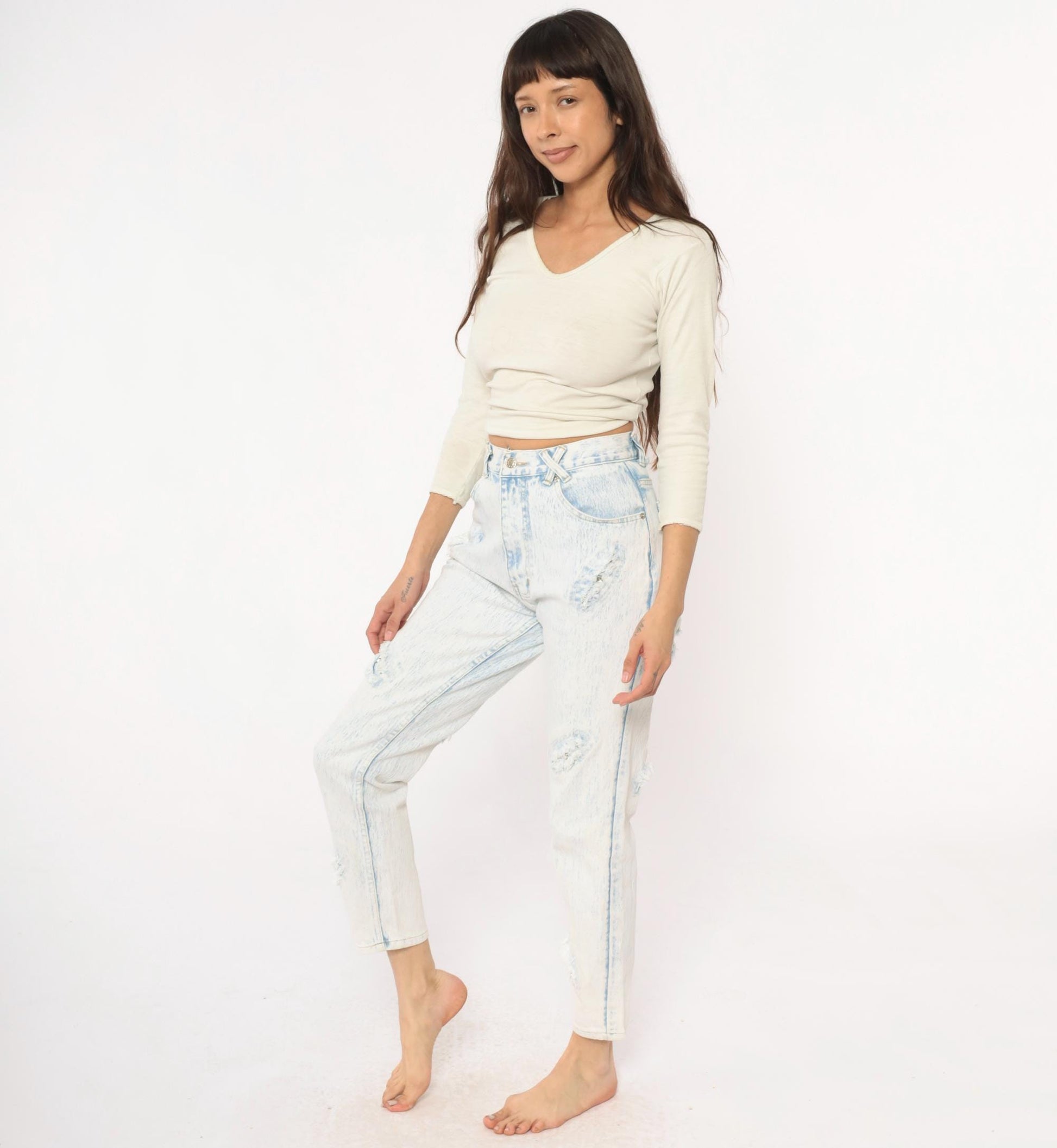 90s Anti Basic Light Wash Distressed High-Rise Jeans Large L