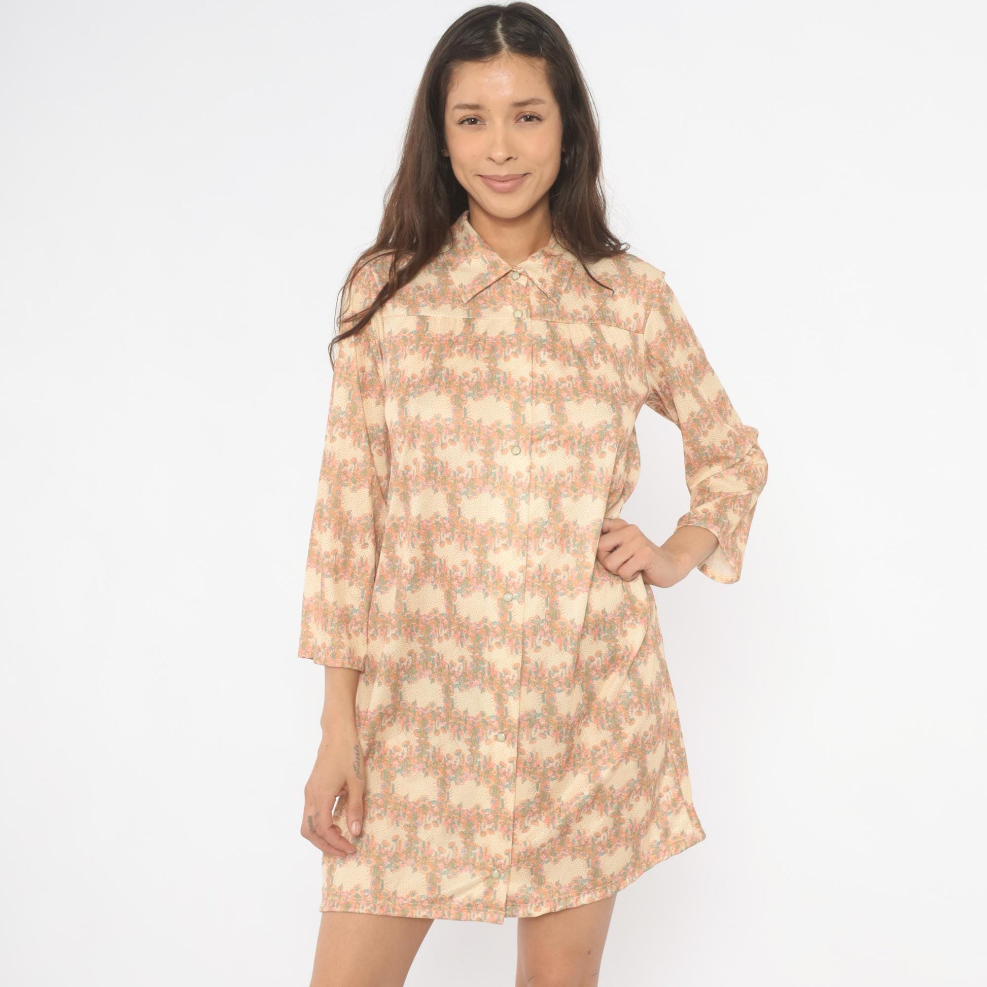 70s Floral Cream Tan Shirt Dress Snap Front Long Sleeve Knee-Length Medium M