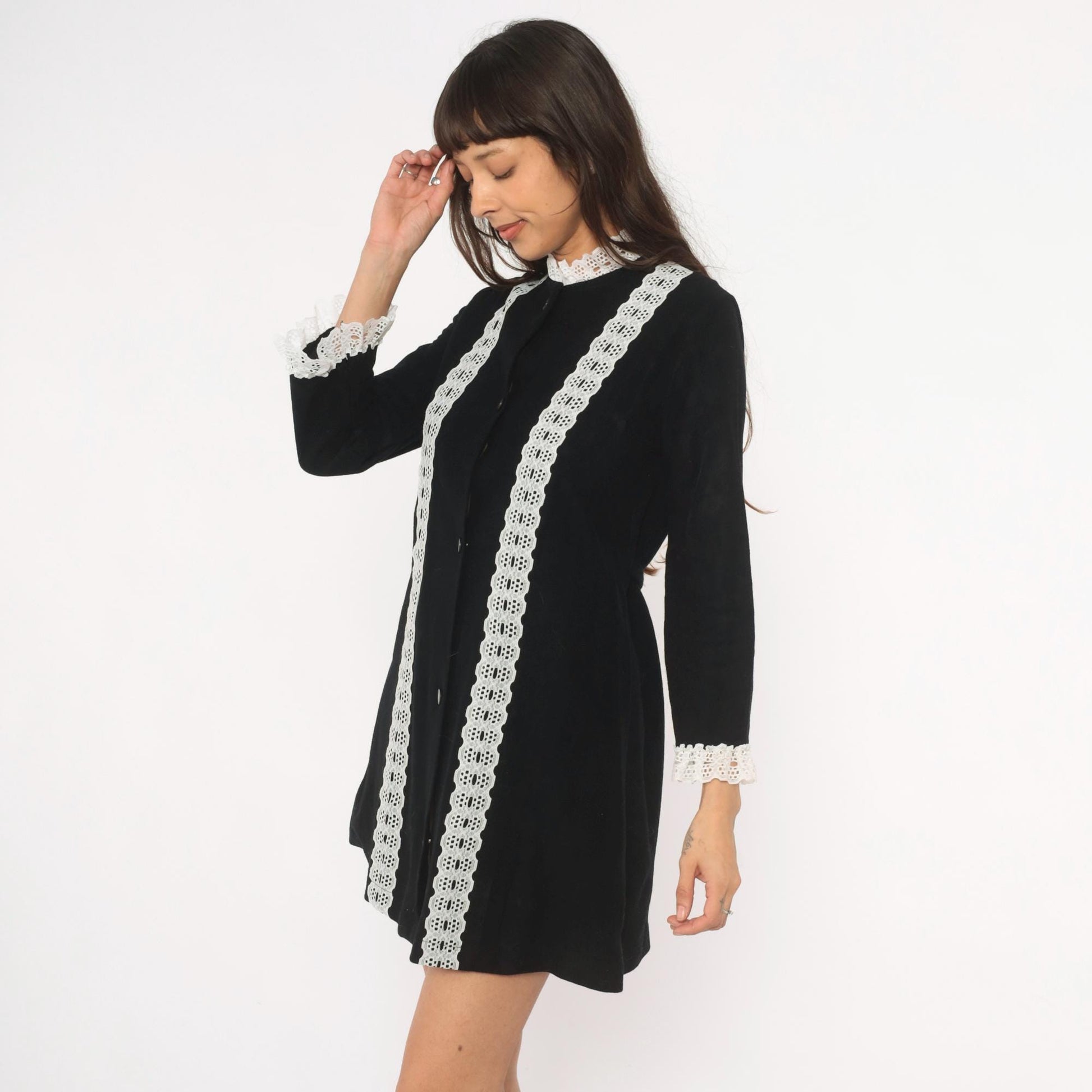 70s Black Velvet Mini Dress White Lace Trim High Neck Button Front A-Line Small S