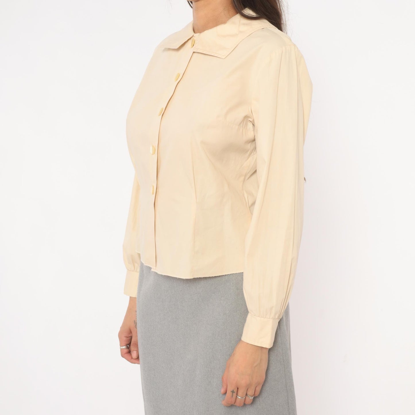 70s Fashionalit Cream Button Front Blouse Pointed Collar Puff Sleeve Medium