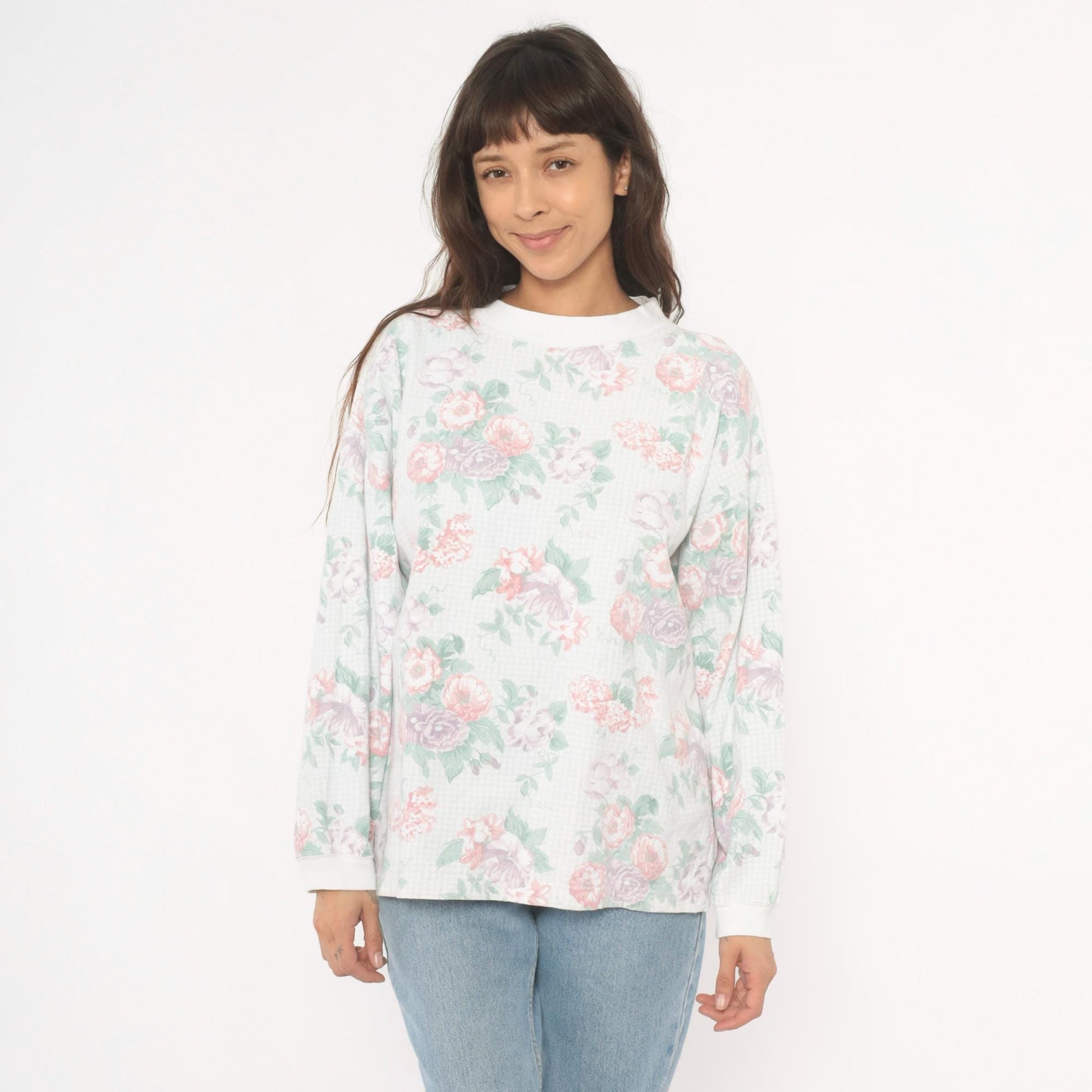 90s Floral Crewneck Sweatshirt Pink Lavender Rose Print White Medium
