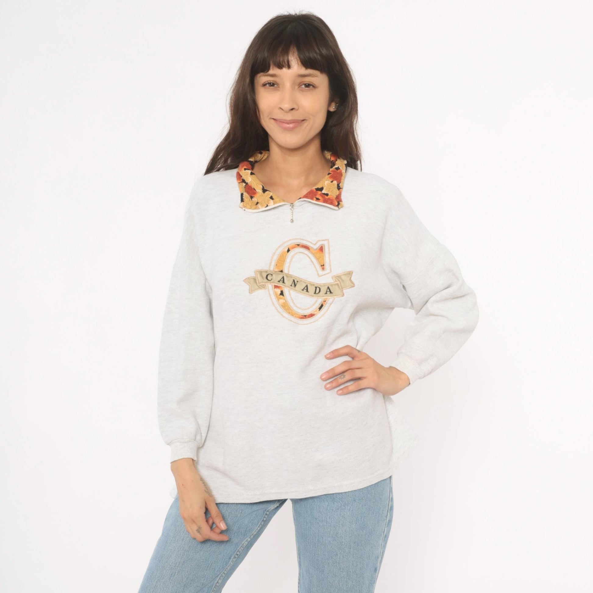 90s Cityscape Canada Maple Leaf Quarter-Zip Sweatshirt Cream Large L