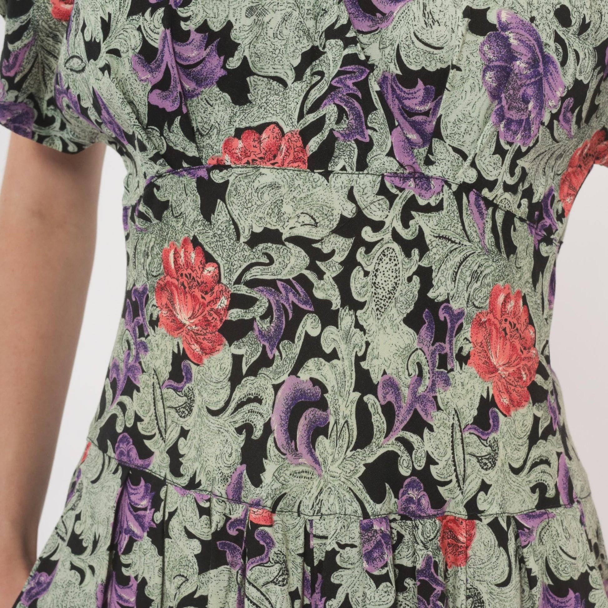 90s All That Jazz Floral Maxi Dress Purple Black Surplice V-Neck Medium M