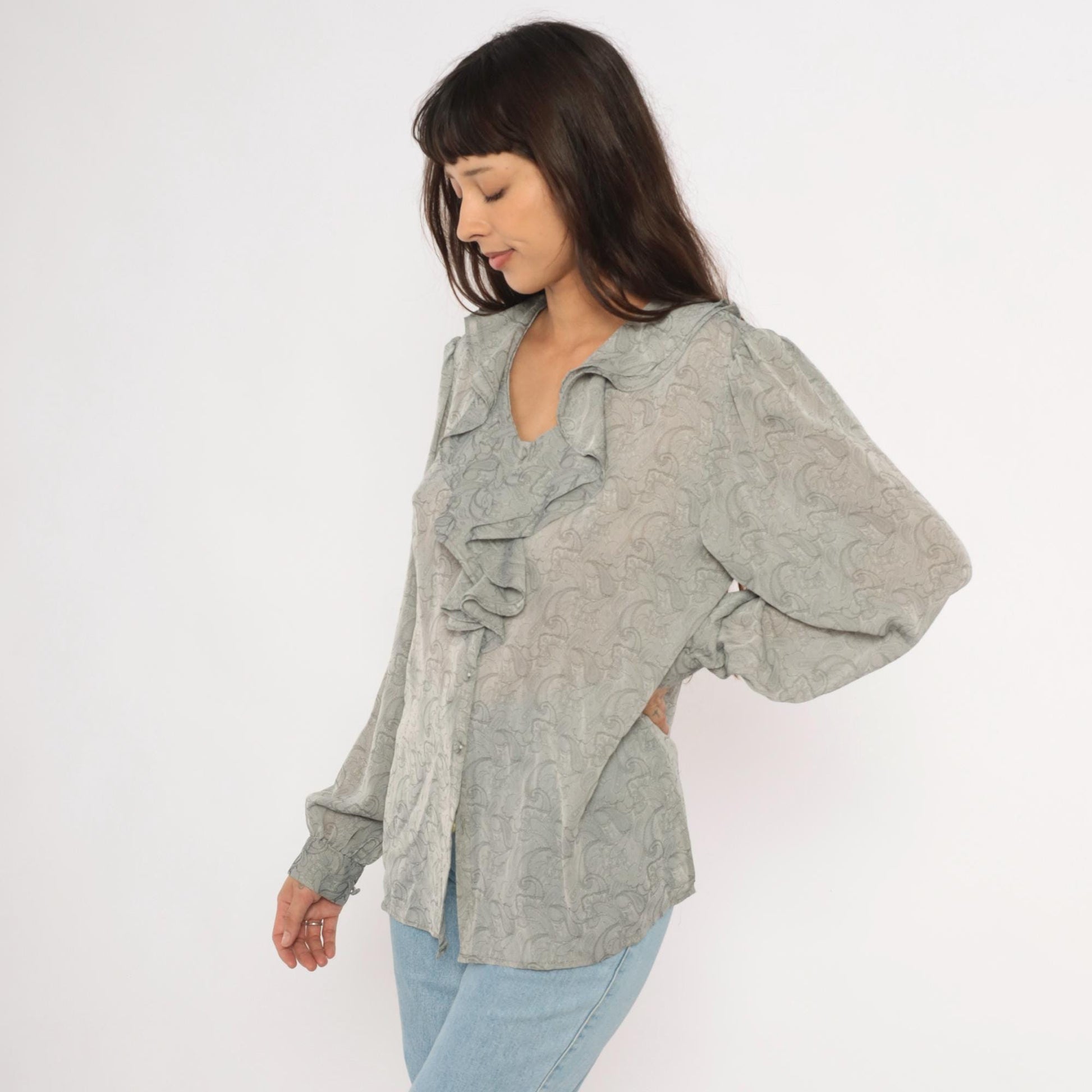 90s Christie & Jill Paisley Ruffle Blouse Grey Silver Button Front V Neck Large L