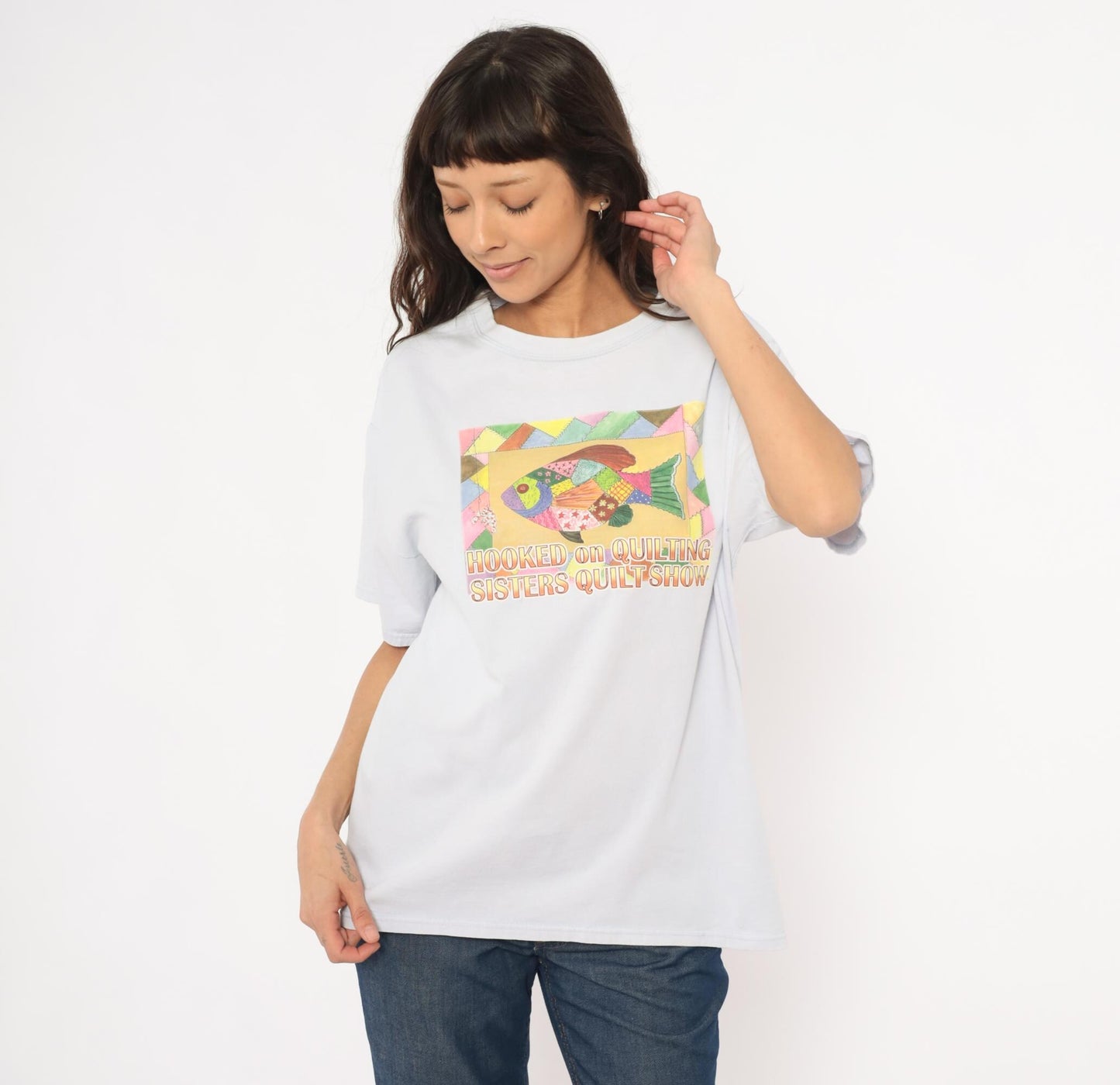 90s Gildan Fish Graphic Tee Quilted Sisters Quilt Show Pale Blue Large L