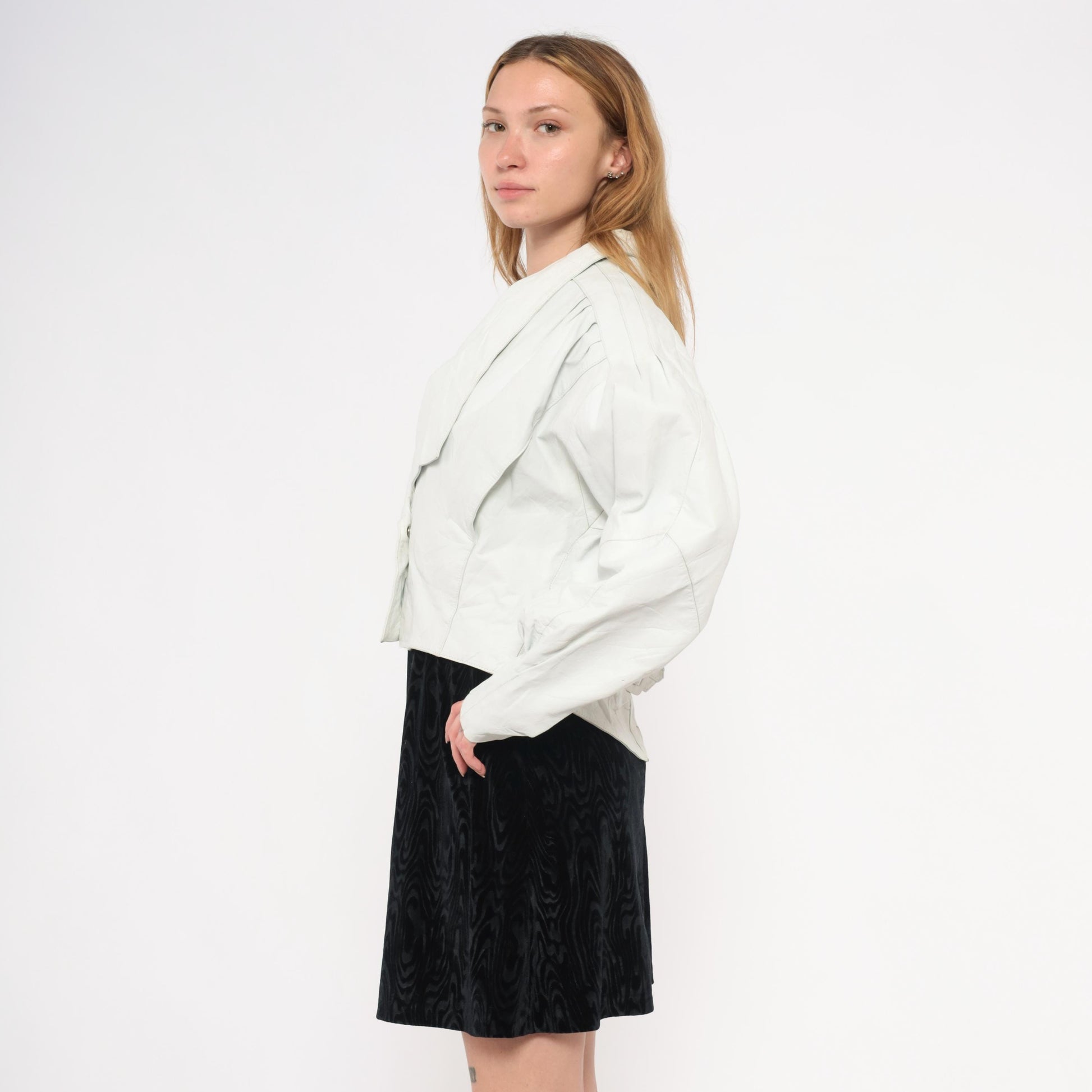90s Chia Cropped Leather Jacket White Snap Front Batwing Sleeve Medium