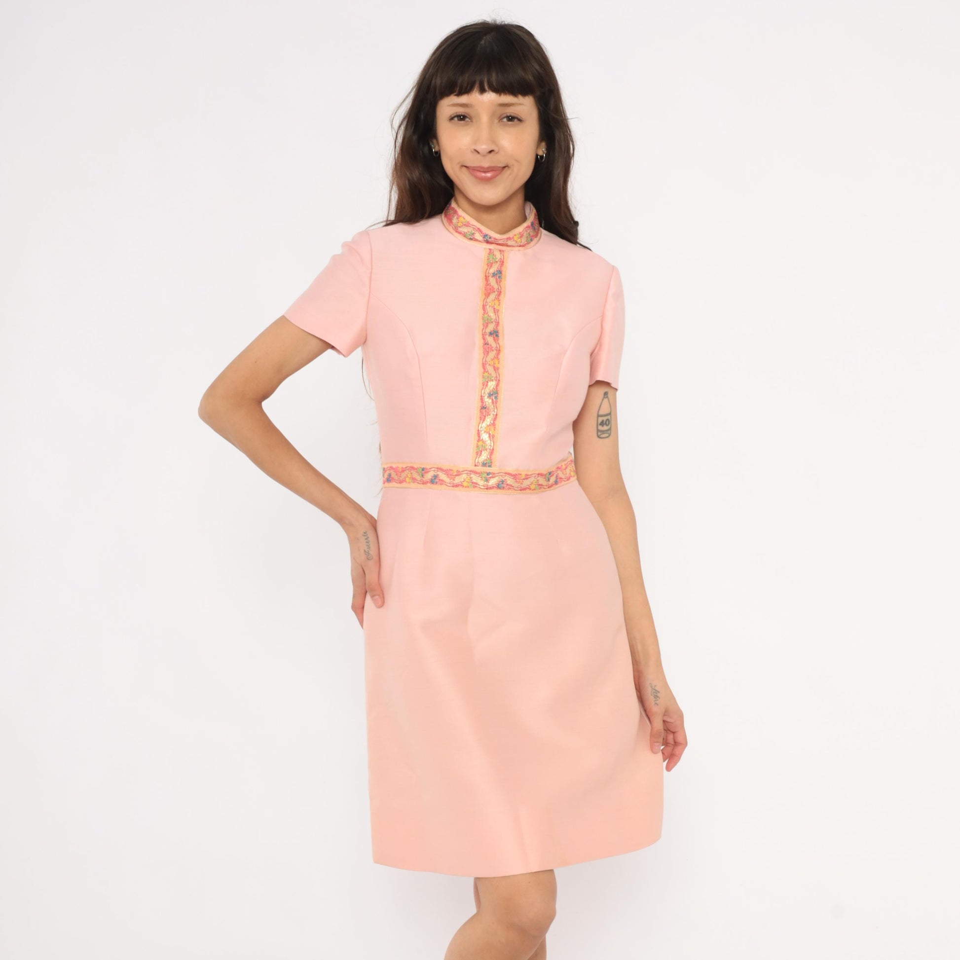 1960s Wool Silk Mandarin Collar Dress Pink Floral Embroidered Trim Knee-Length Small