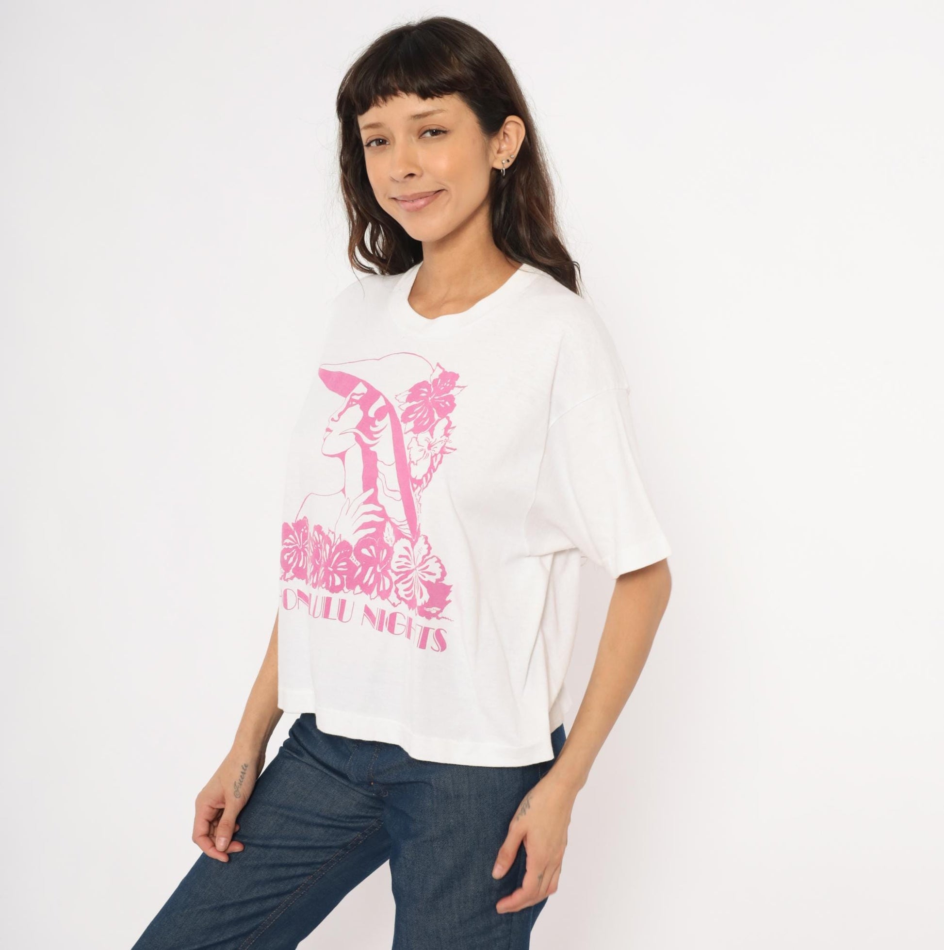 90s Honolulu Nights Fruit of the Loom Crop Tee White Pink Hibiscus Medium Large