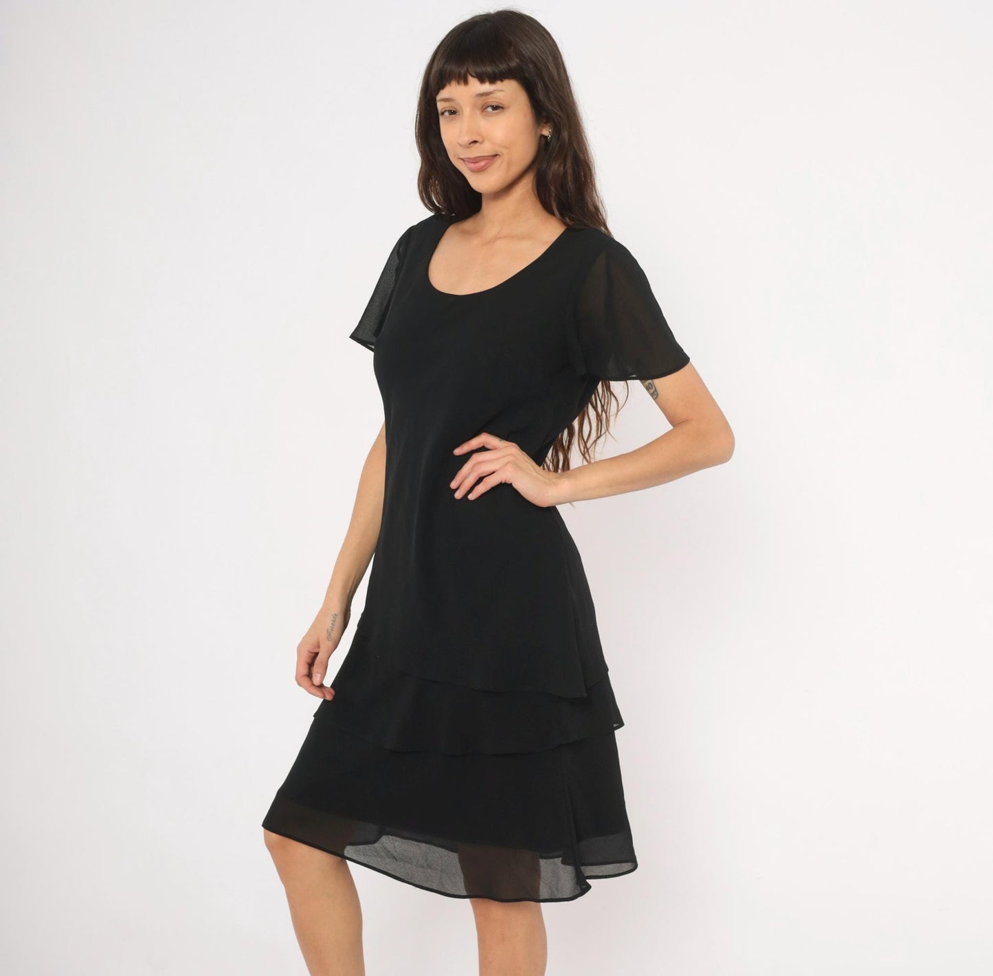 90s Black Knee-Length Chiffon Dress Flutter Sleeve Tiered Hem Medium