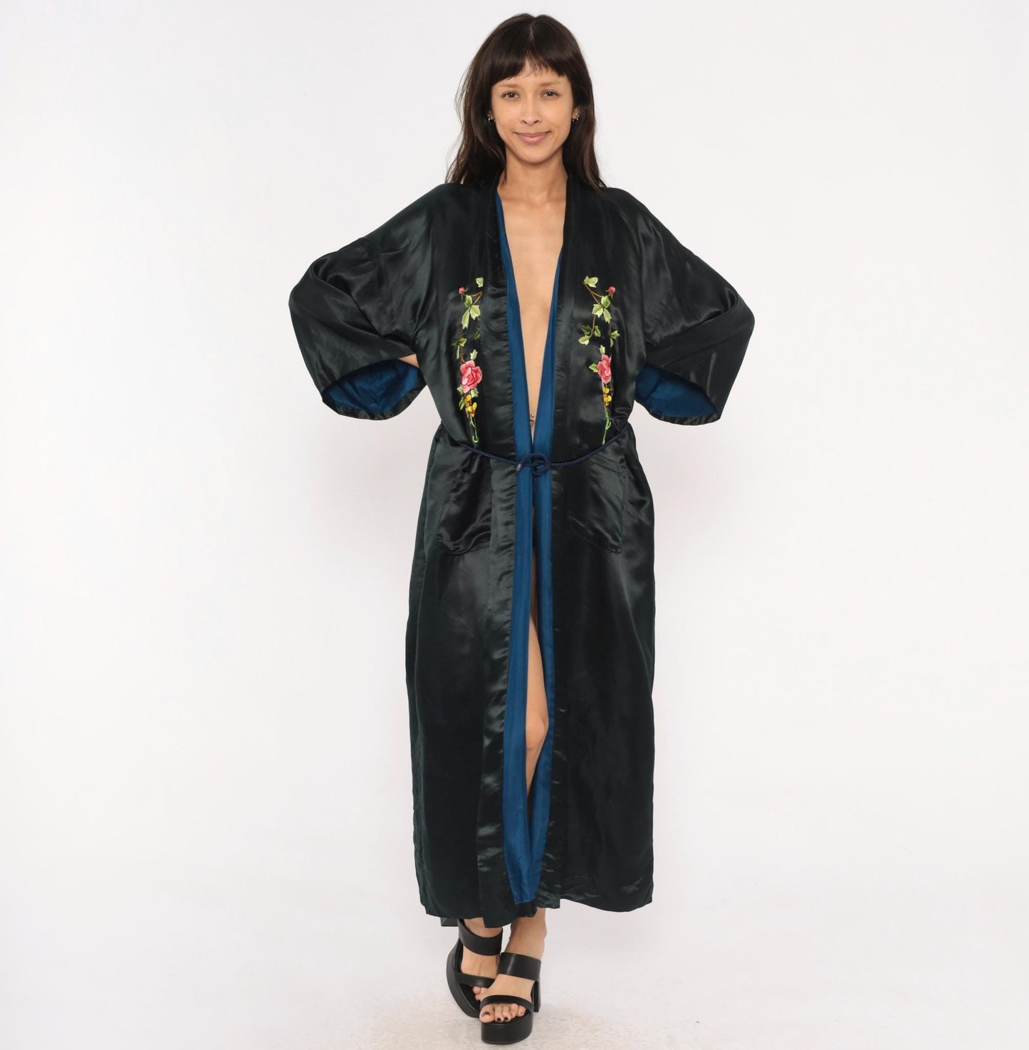 80s Xiangshan Yiyuan Black Silk Kimono Robe Embroidered Floral Maxi Extra Large