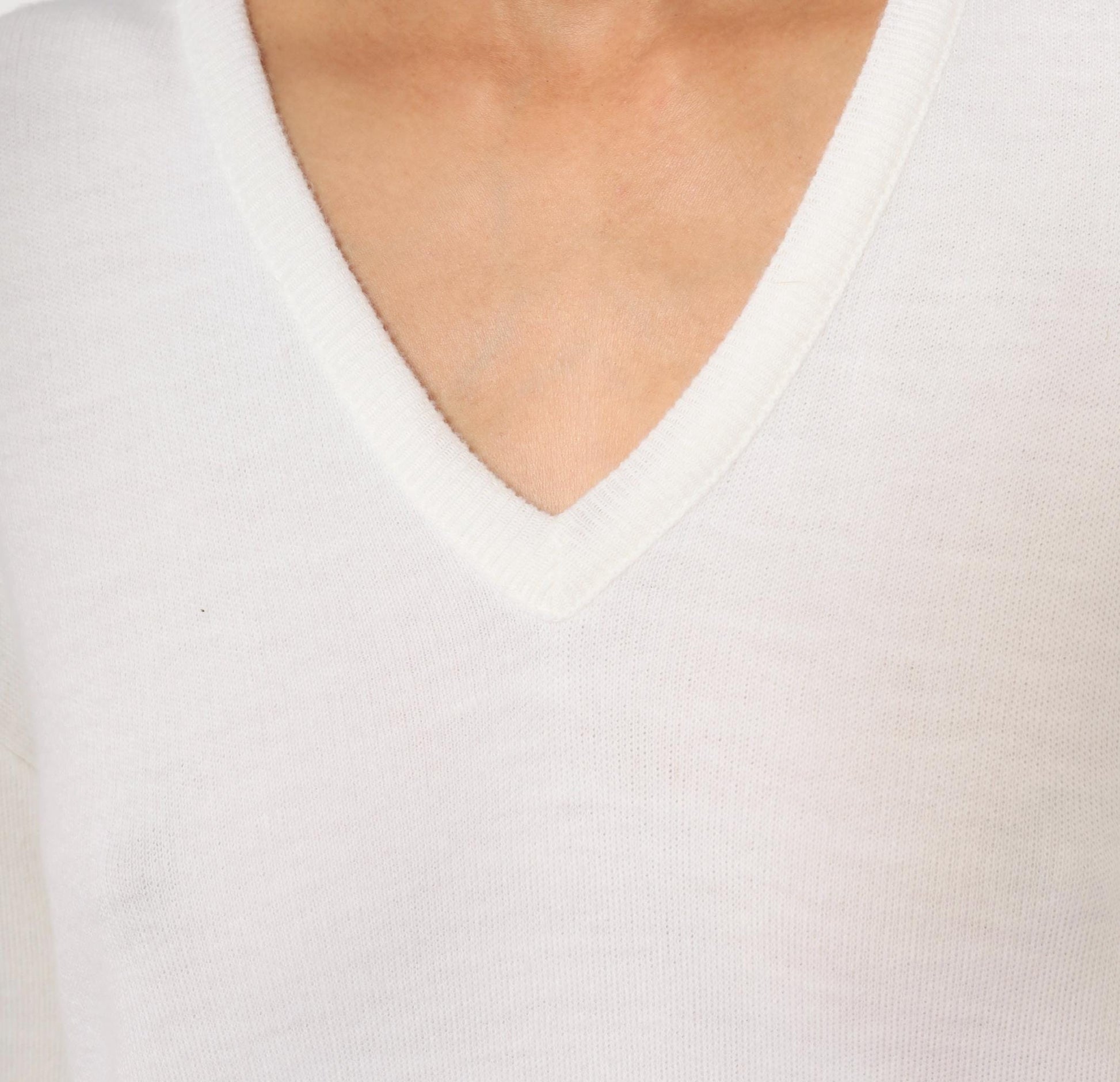 80s Jantzen V-Neck Pullover Sweater Ivory Knit Dropped Shoulder Extra Large