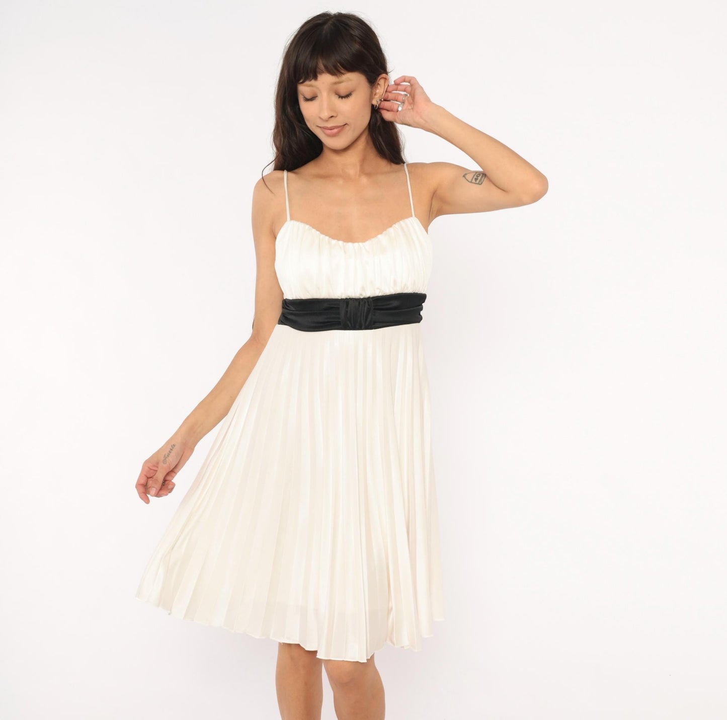 Y2K Charlotte Russe Pleated Babydoll Dress Ivory Spaghetti Strap Empire Waist Large L