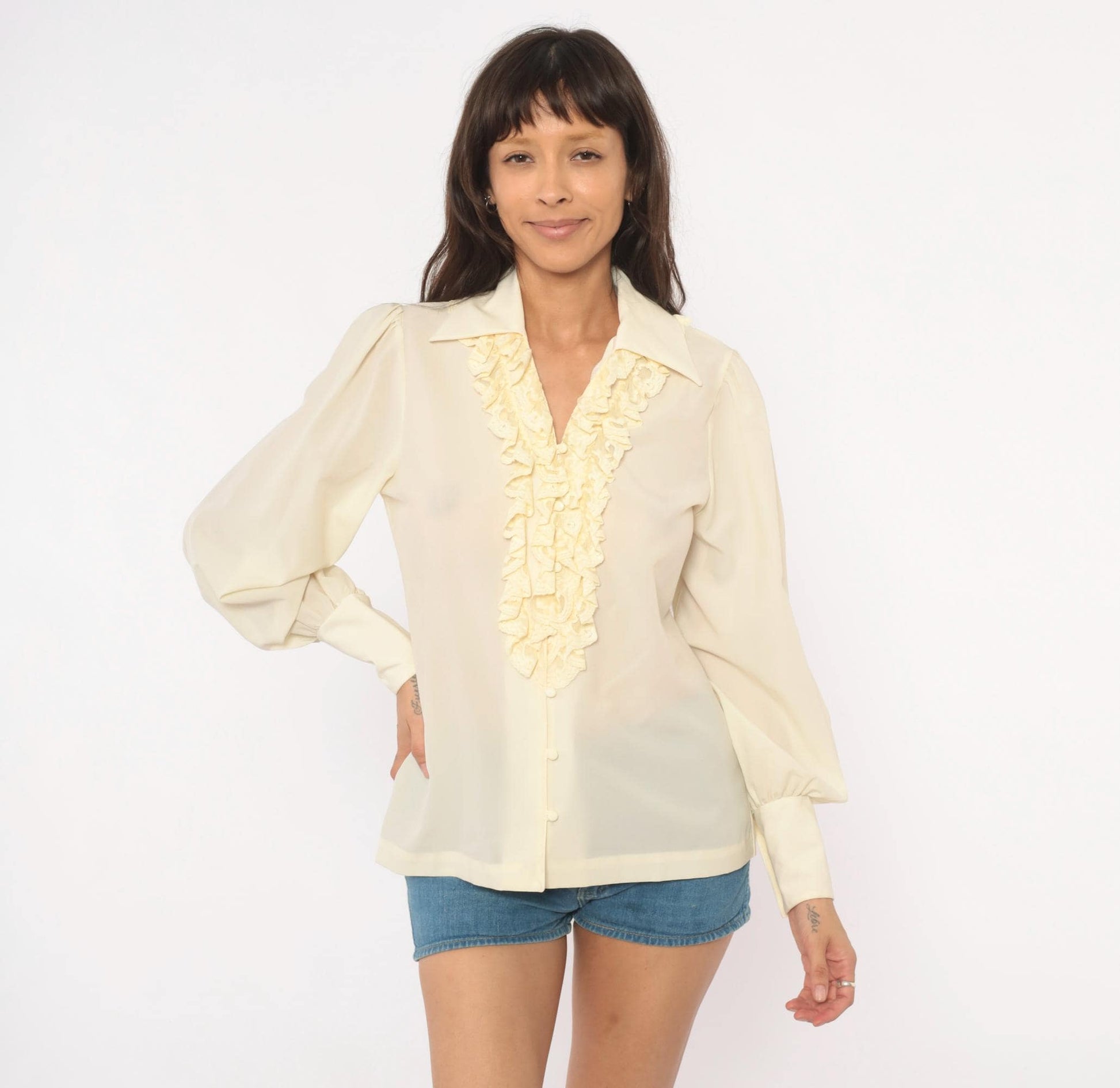70s Lee Mar Cream Lace Ruffle Blouse Button Front Bishop Sleeve Medium