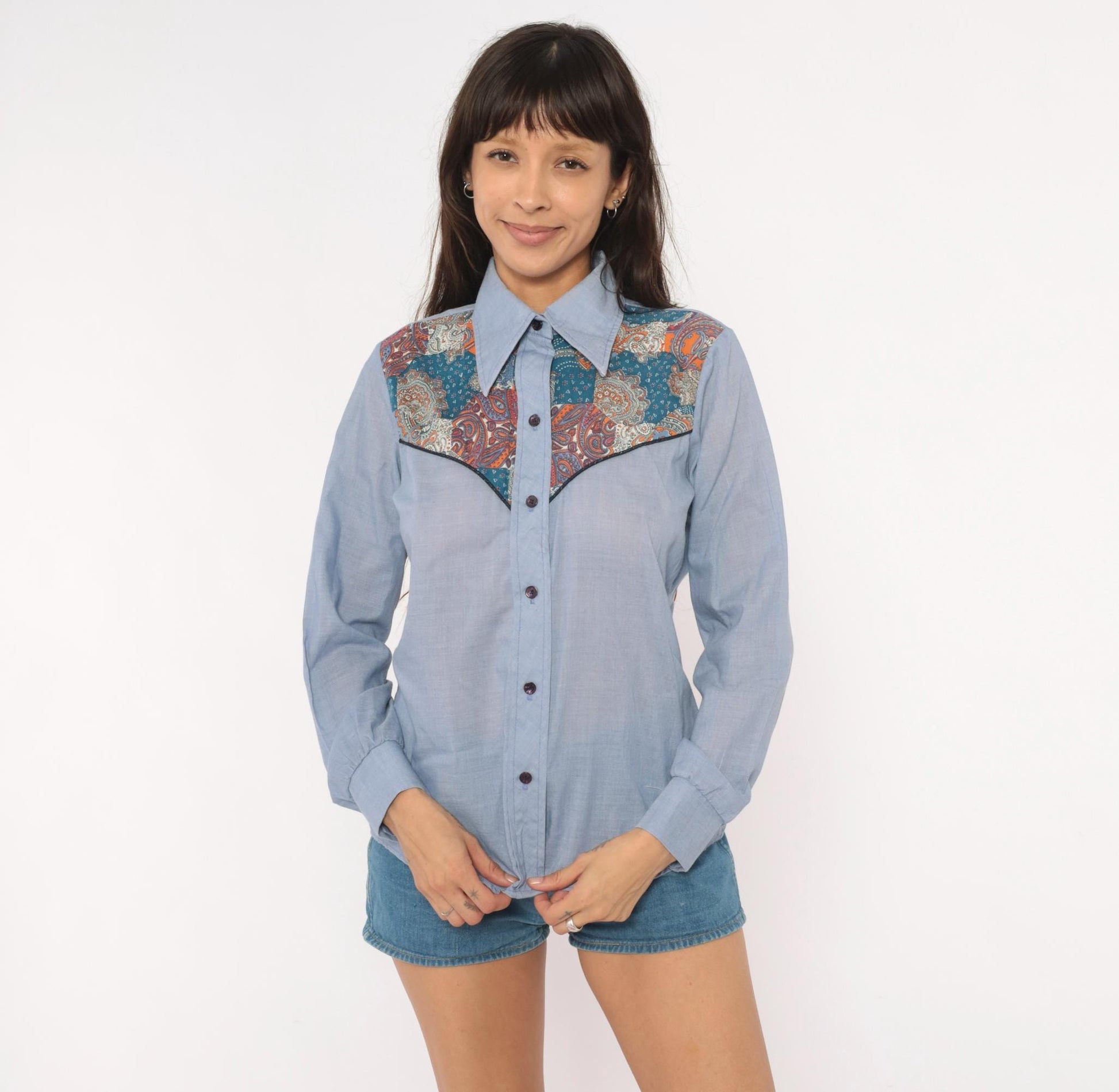70s Paisley Western Chambray Shirt Pointed Collar Cotton Yoke Blouse Medium