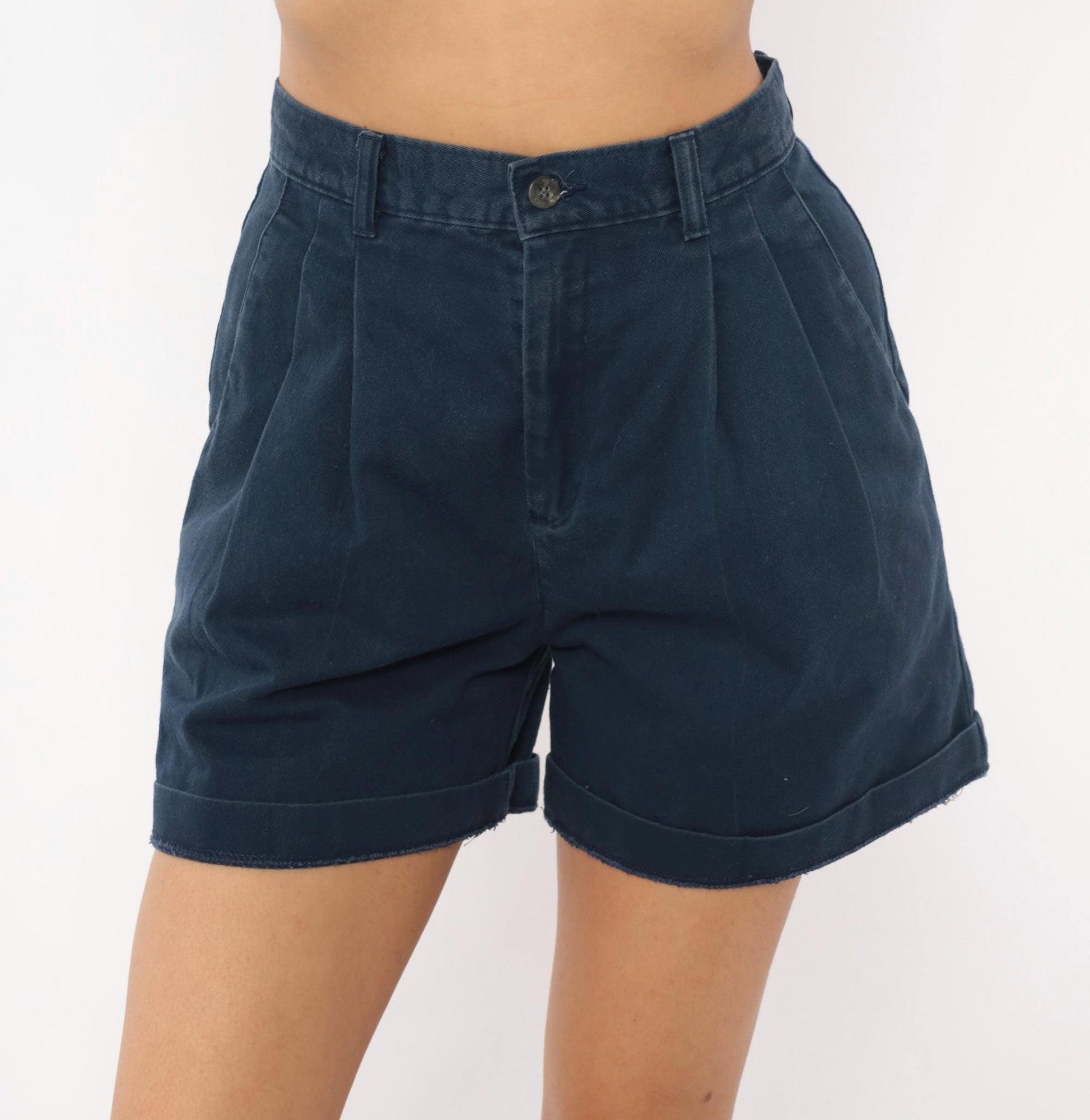 90s Lee Casuals Navy Pleated High-Waisted Shorts Cotton Cuffed Small