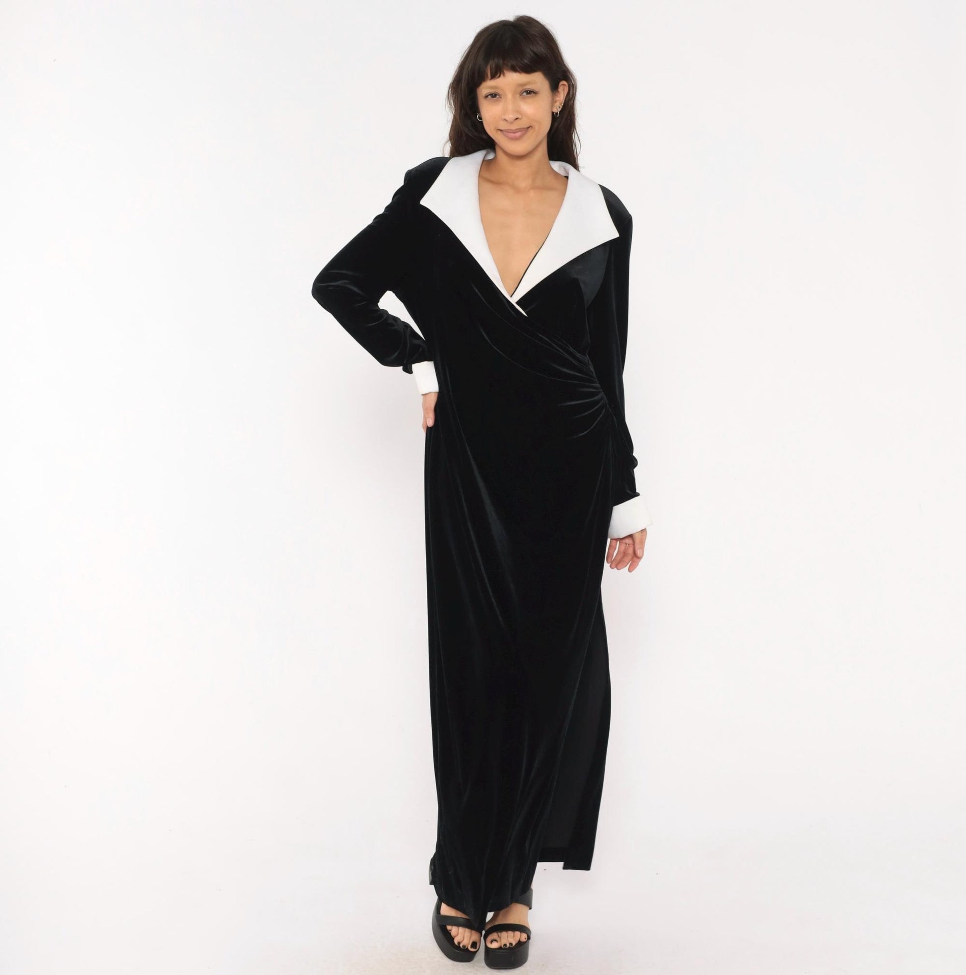 90s Cachet Black Velvet Maxi Gown White Collar Contrast Long Sleeve Extra Large XXL