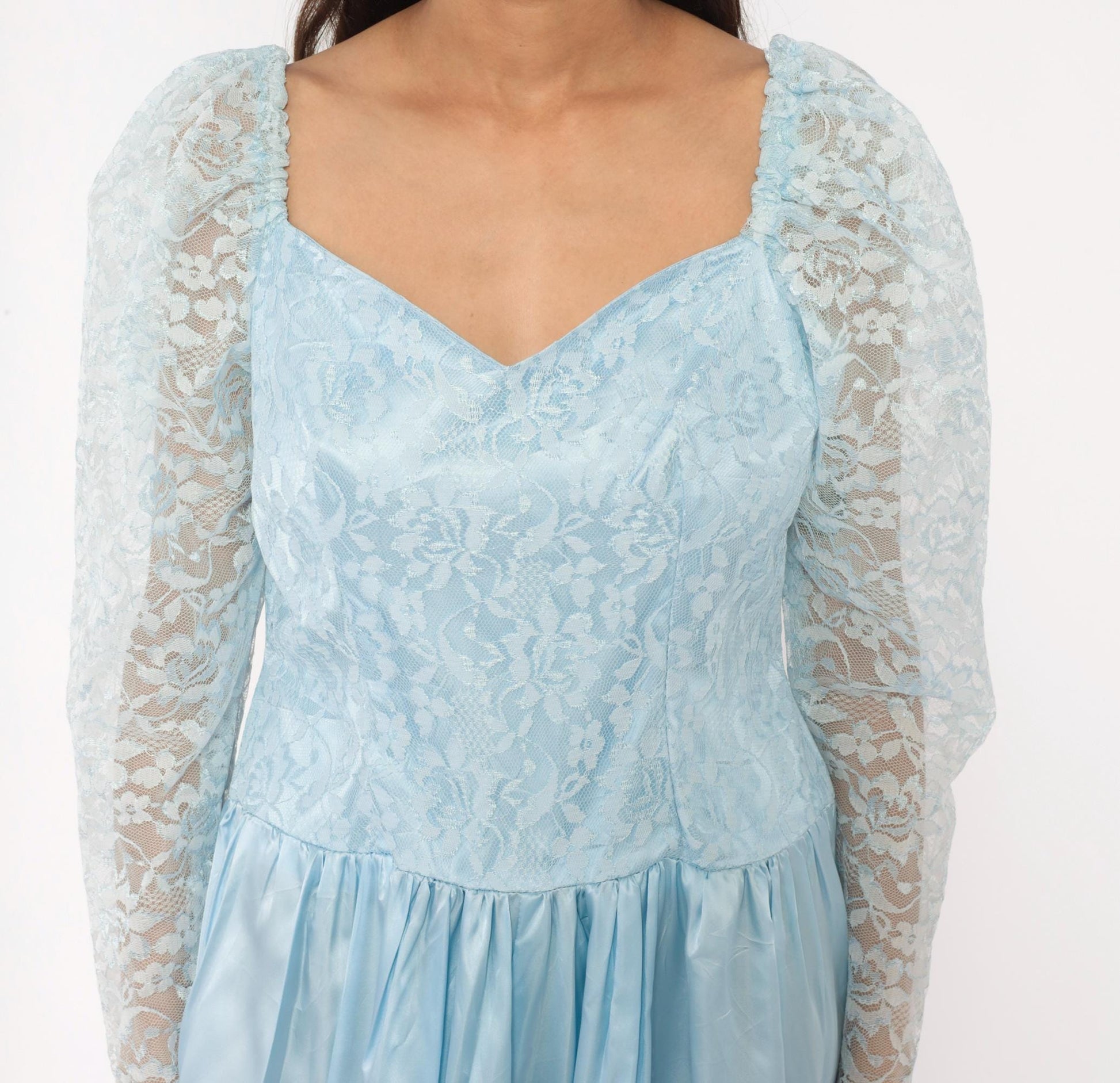80s Sky Blue Lace Maxi Gown Sweetheart Neckline Drop Waist Bow Back Large L
